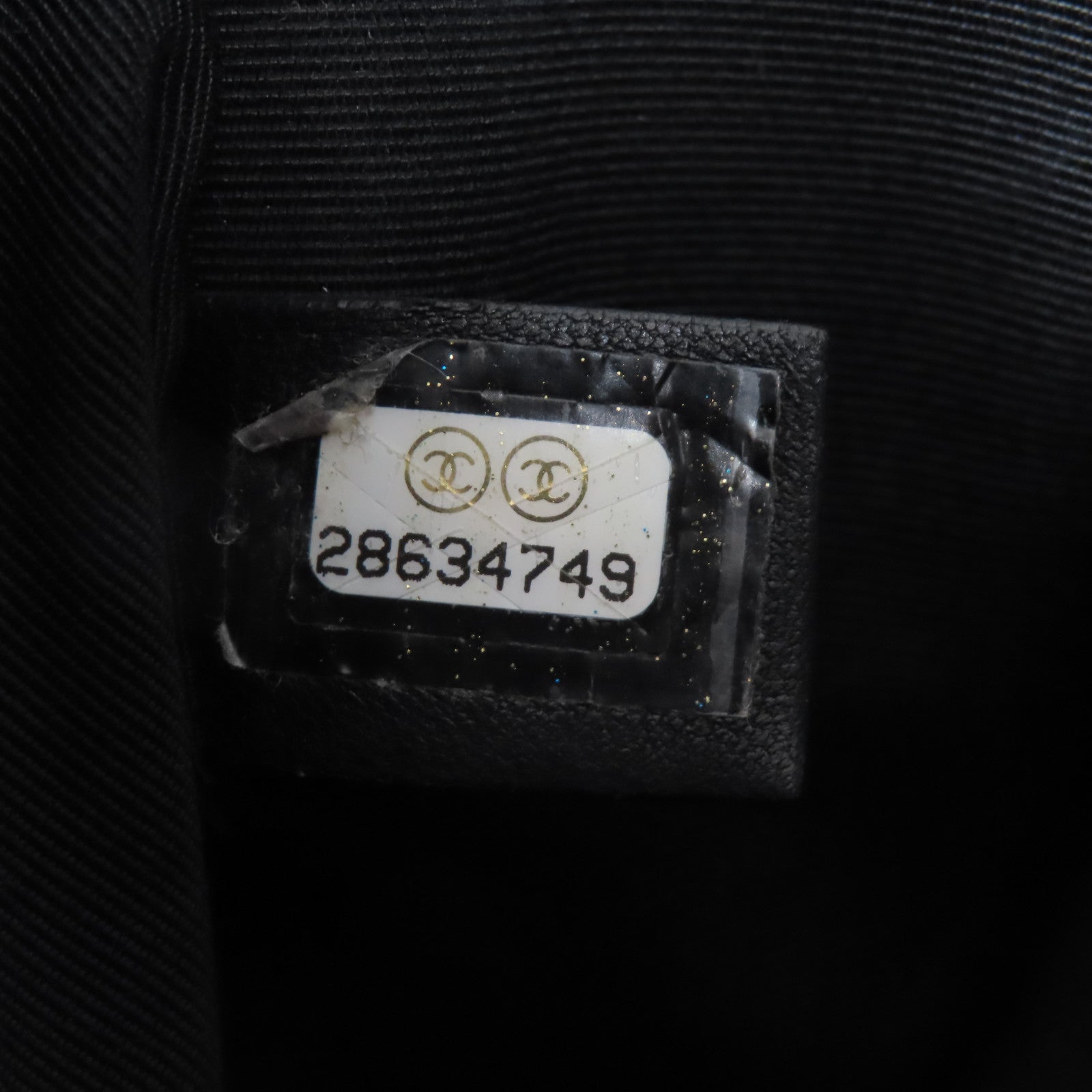 CHANEL 菱格Caviar皮革Boy 25銀扣鏈帶肩背袋黑色