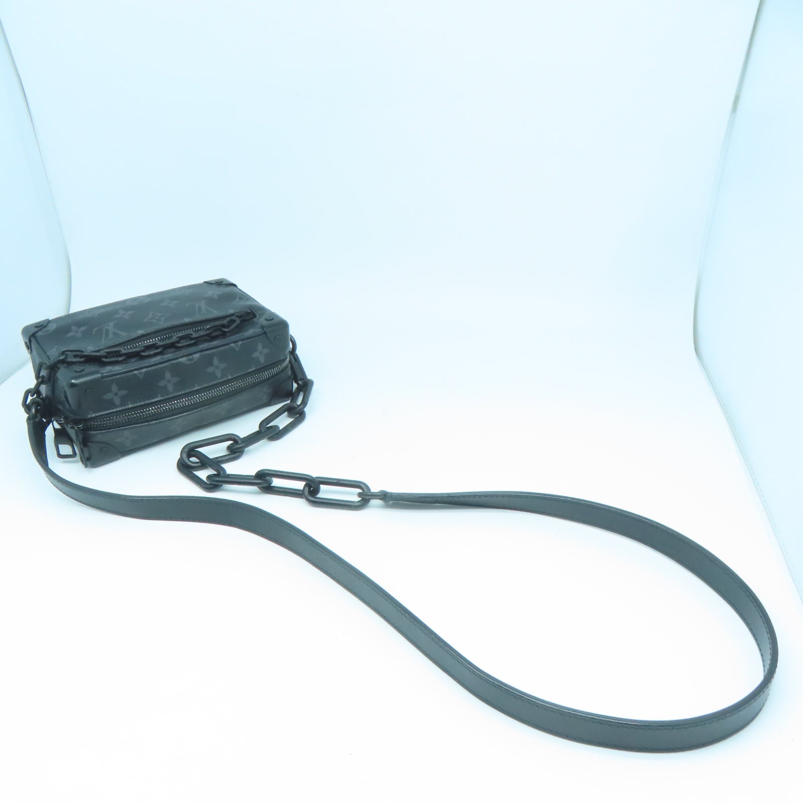 LOUIS VUITTON Monogram Eclipse Mini Soft Trunk鏈帶肩背袋黑色
