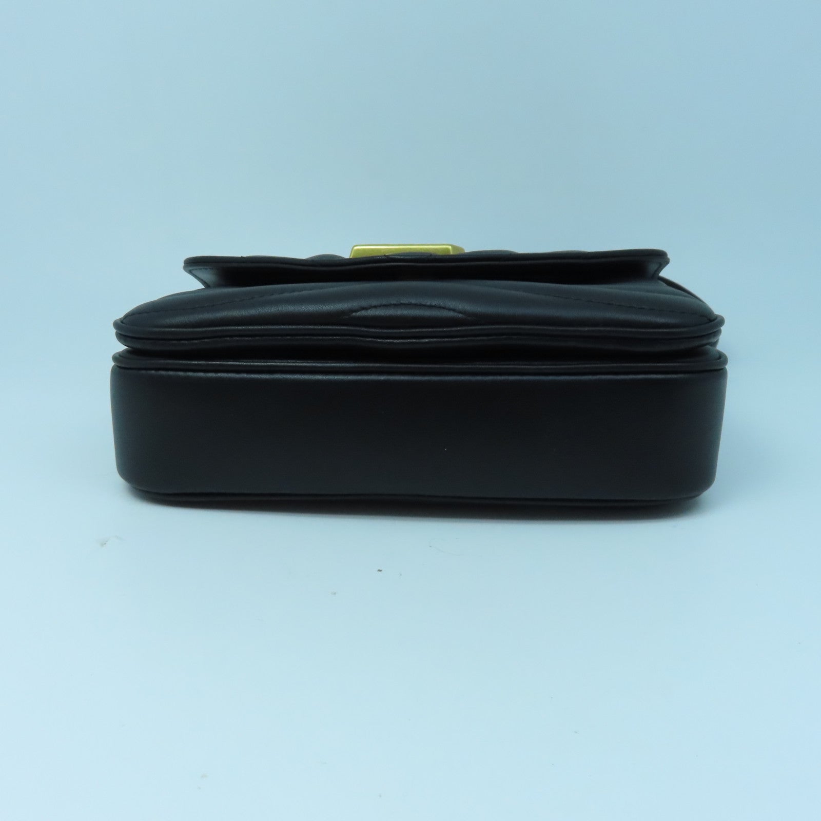 LOUIS VUITTON 牛皮皮革LV New Wave Chain金扣肩背袋黑色