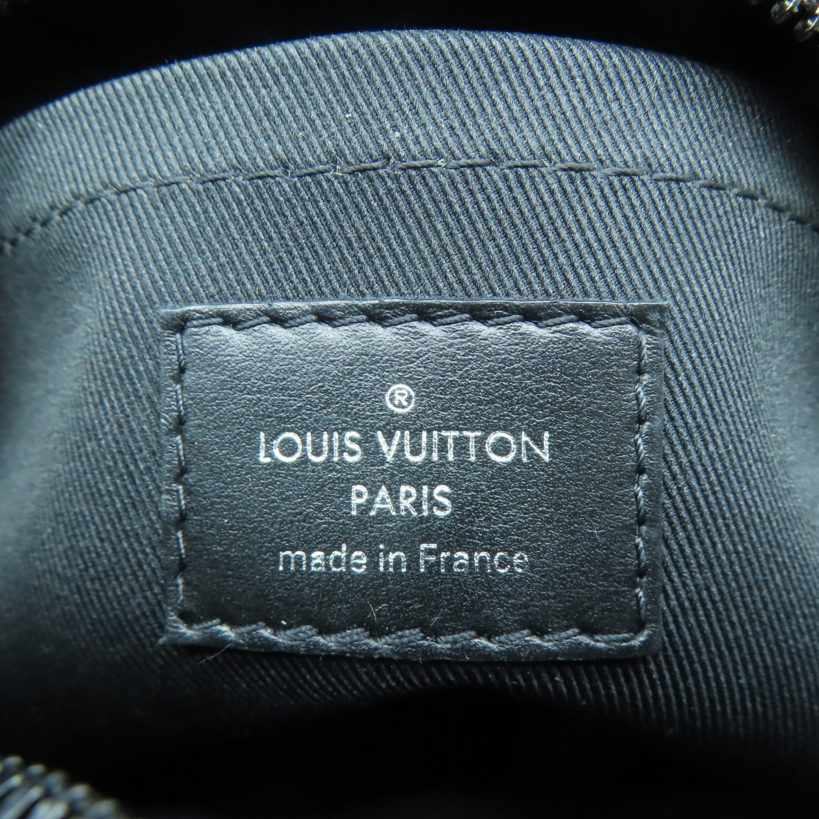 LOUIS VUITTON Monogram Eclipse Mini Soft Trunk鏈帶肩背袋黑色