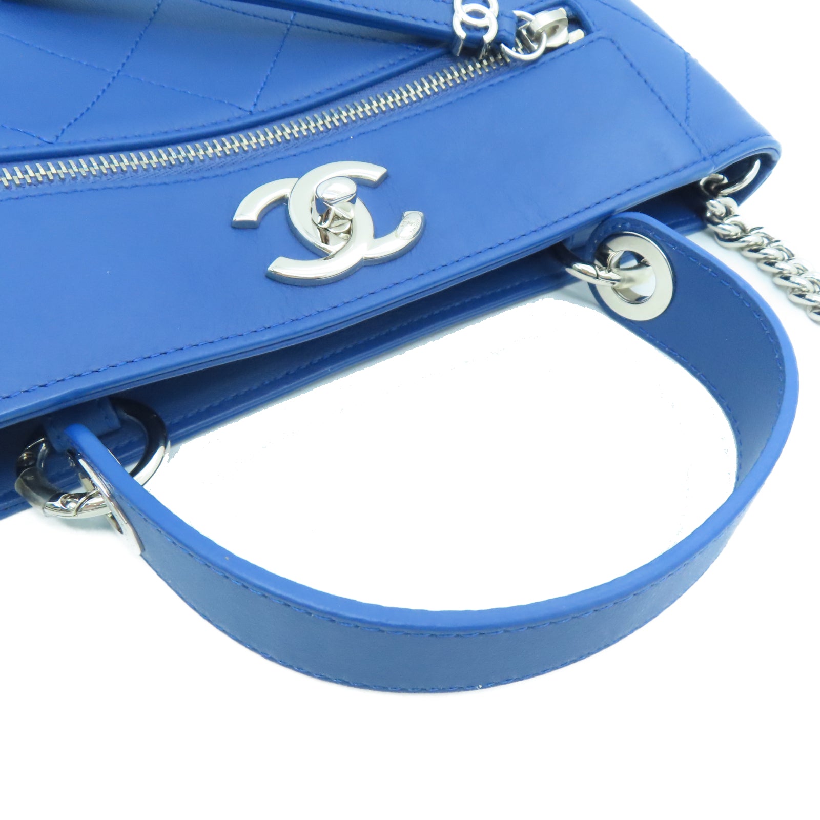 CHANEL 菱格牛皮皮革Chain Shoulder银扣链带手挽肩背两用袋蓝色
