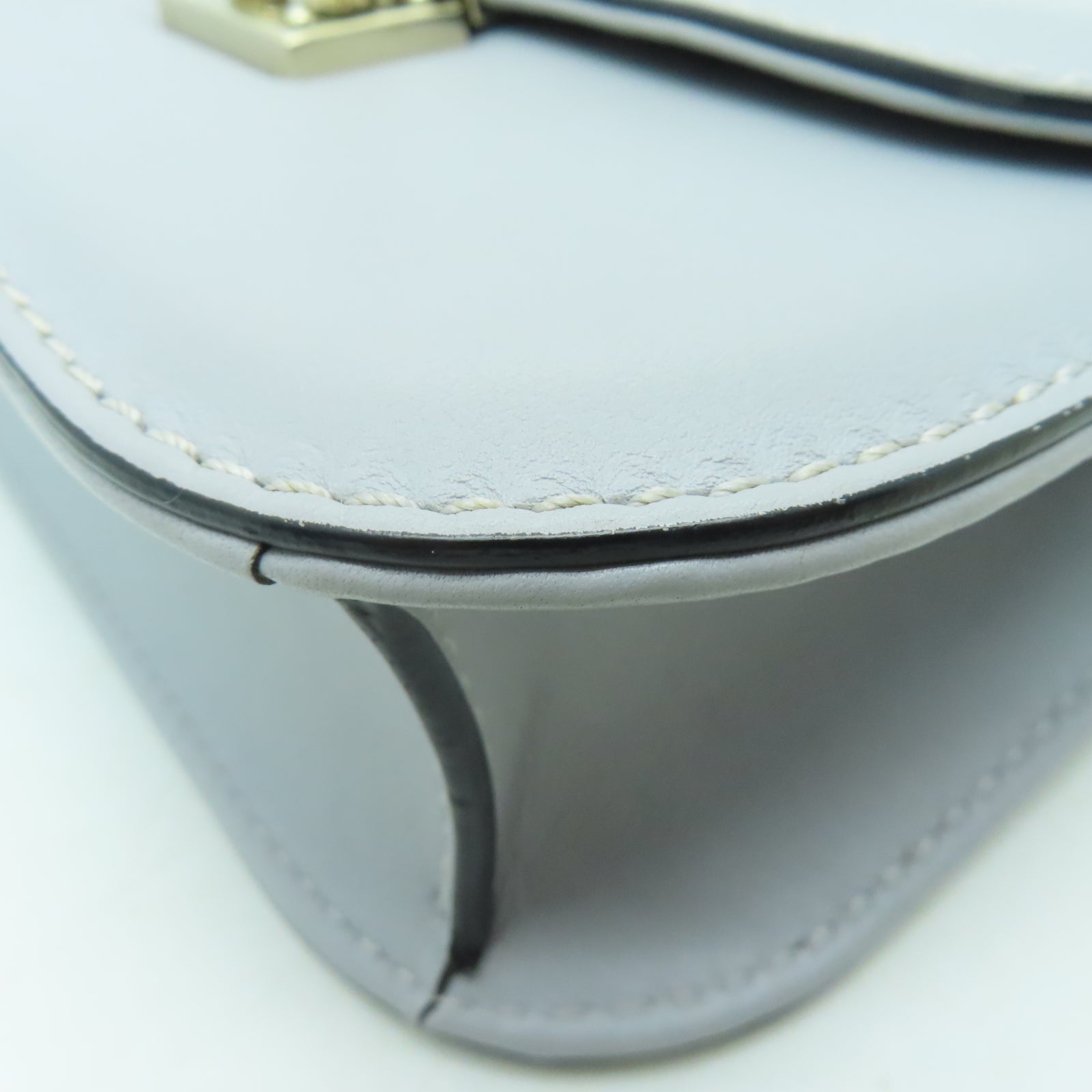 Valentino 牛皮皮革Shoulder Bag金扣肩背袋灰色