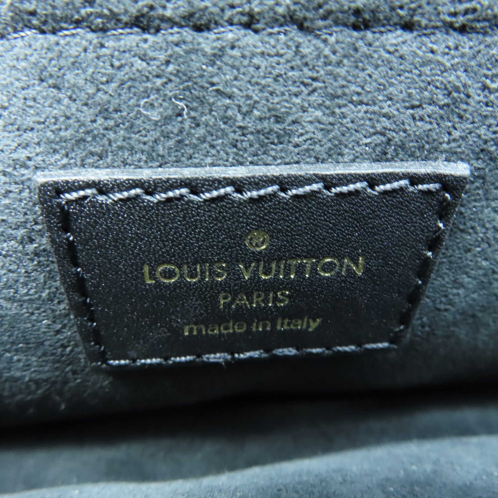 LOUIS VUITTON 牛皮皮革LV New Wave Chain金扣肩背袋黑色