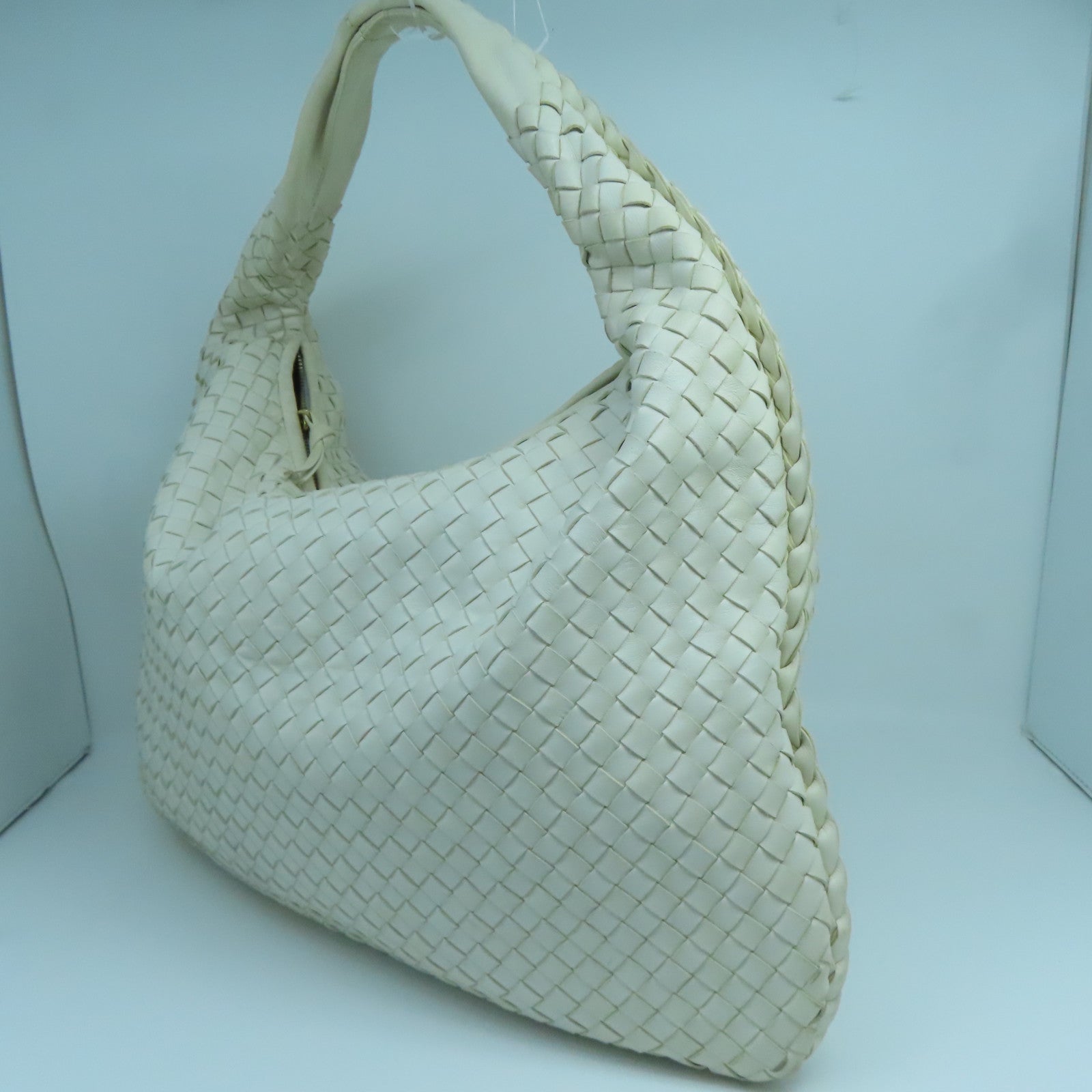 BOTTEGA VENETA 織紋皮革Shoulder Bag金扣肩背袋白色