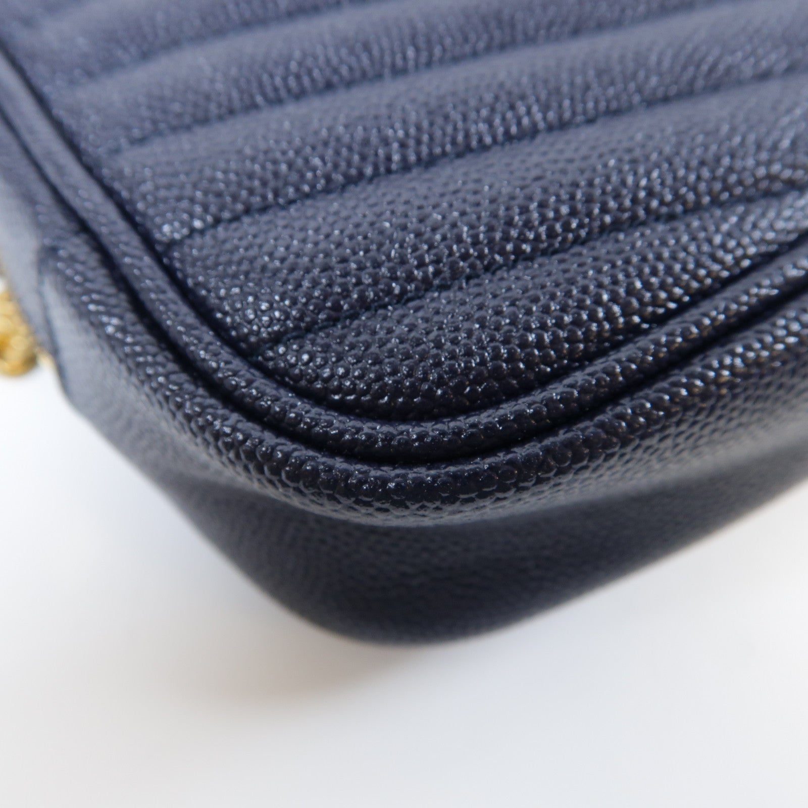 SAINT LAURENT 斜紋牛皮皮革Lou Mini金扣鏈帶肩背袋深藍色