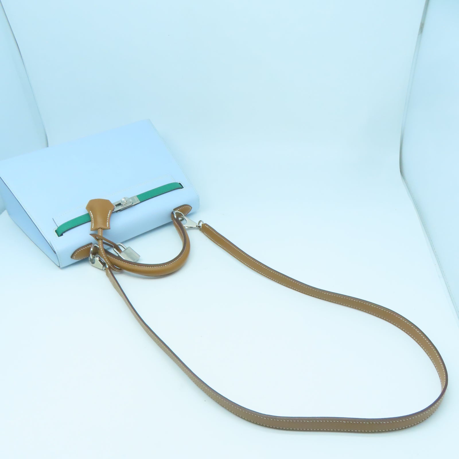 HERMES Epsom皮革Kelly 25銀扣手挽肩背兩用袋Bleu Brume淺藍色/Vert Jade帝王綠/Gold經典駝色