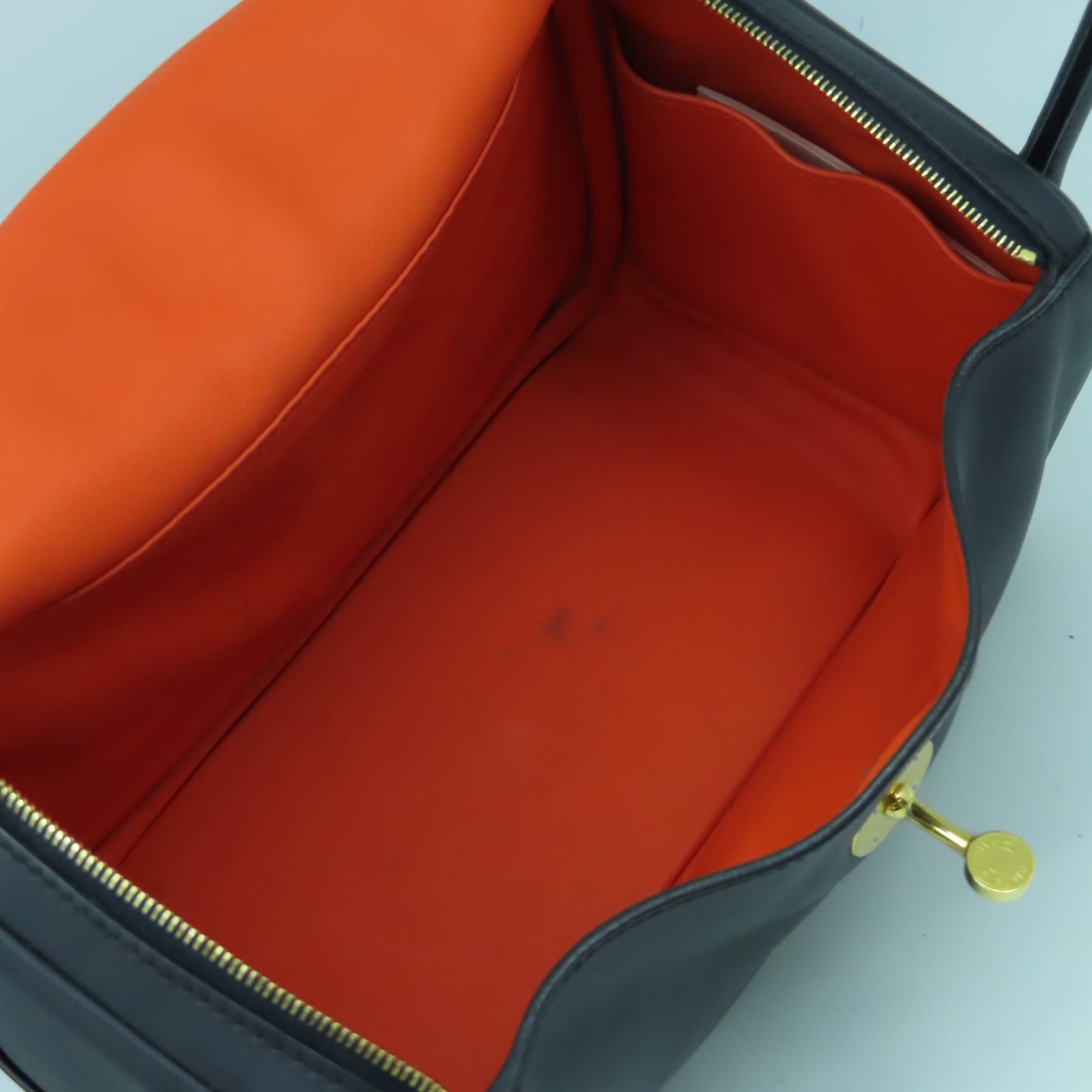HERMES Swift皮革Lindy 26金扣手挽肩背兩用袋Bleu Indigo靛藍色
