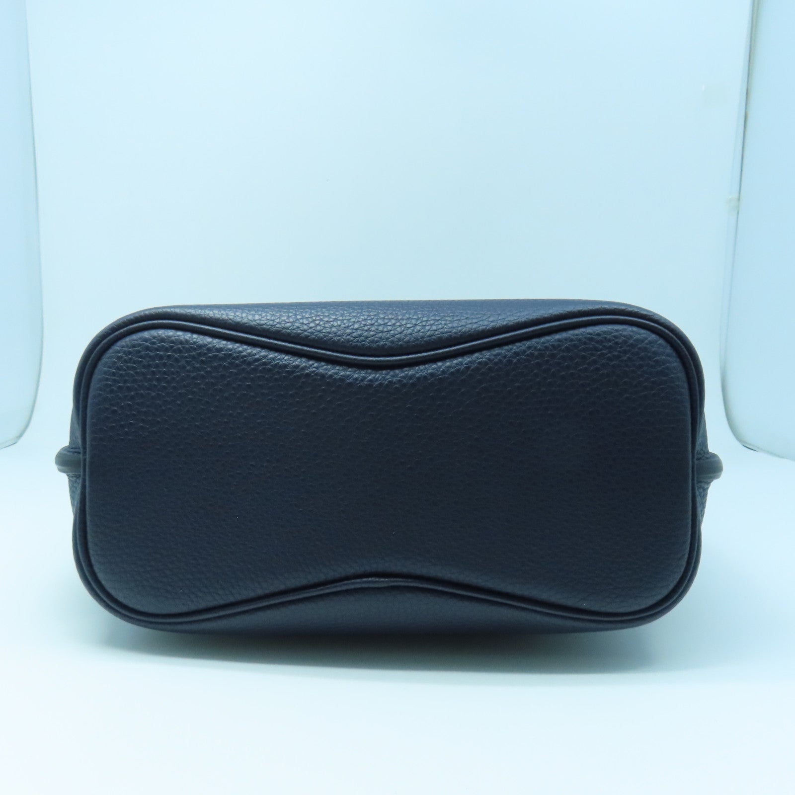 HERMES Clemence Leather So Kelly 22 Silver Buckle Shoulder Bag Indigo
