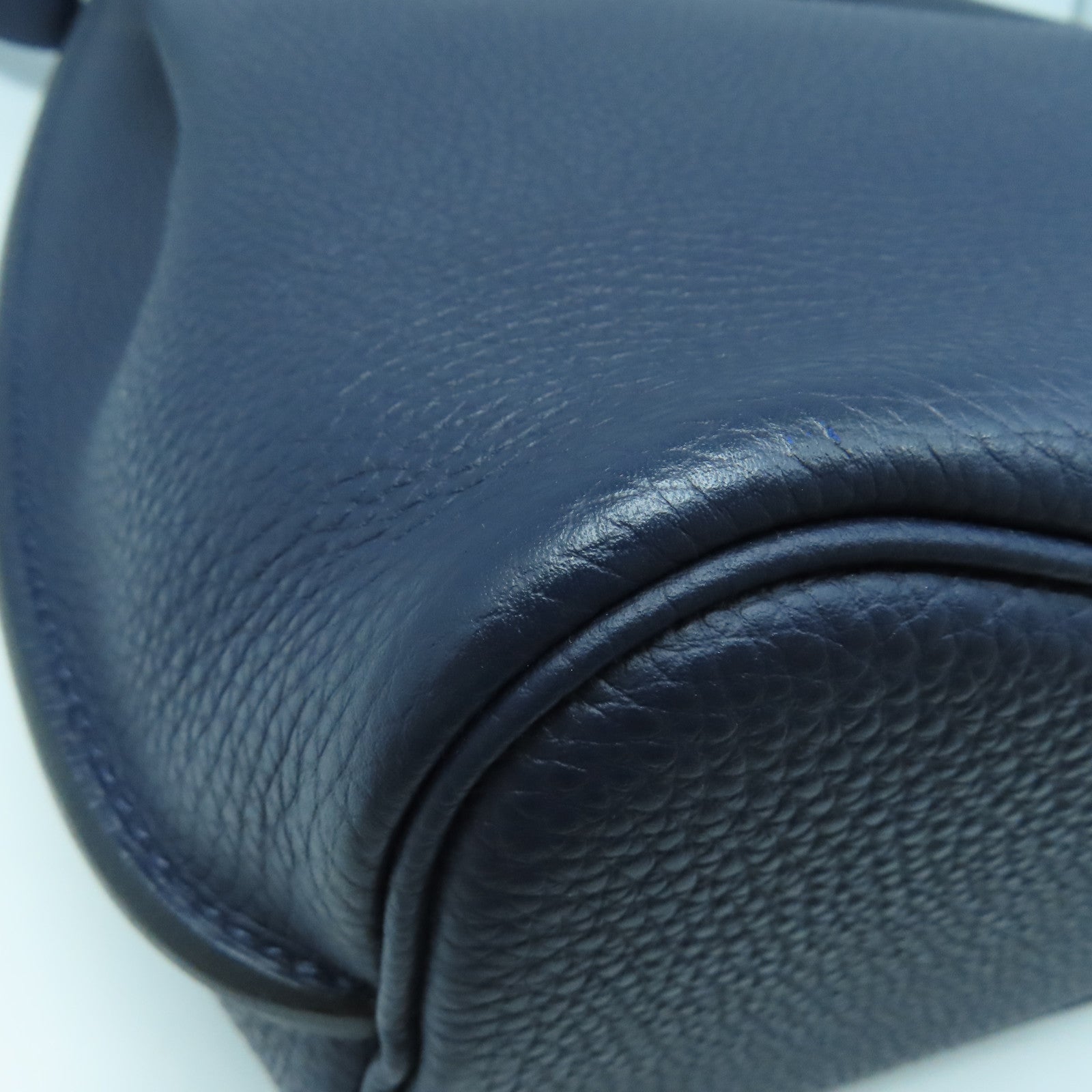 HERMES Clemence Leather So Kelly 22 Silver Buckle Shoulder Bag Indigo