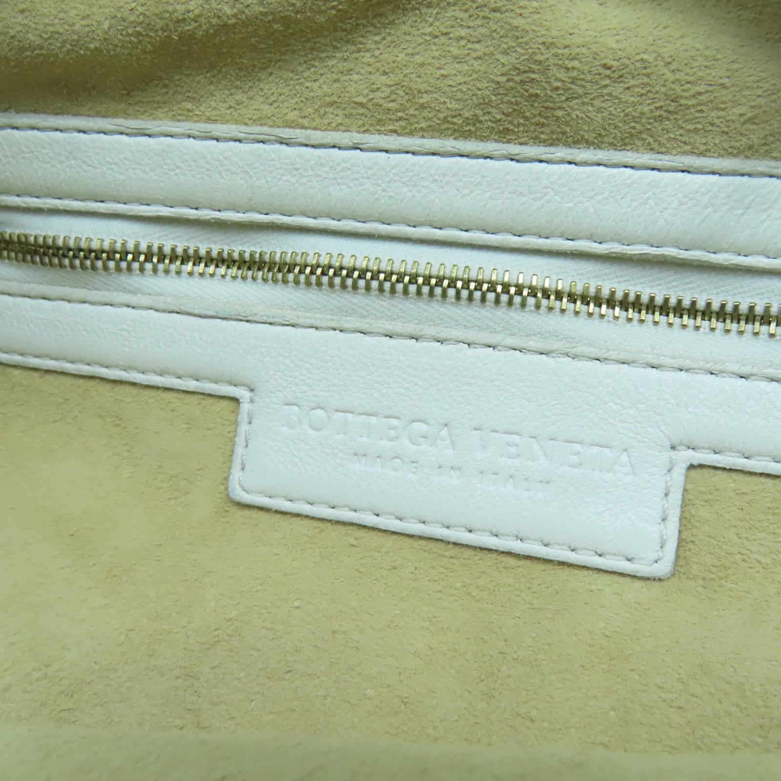 BOTTEGA VENETA 織紋皮革Shoulder Bag金扣肩背袋白色