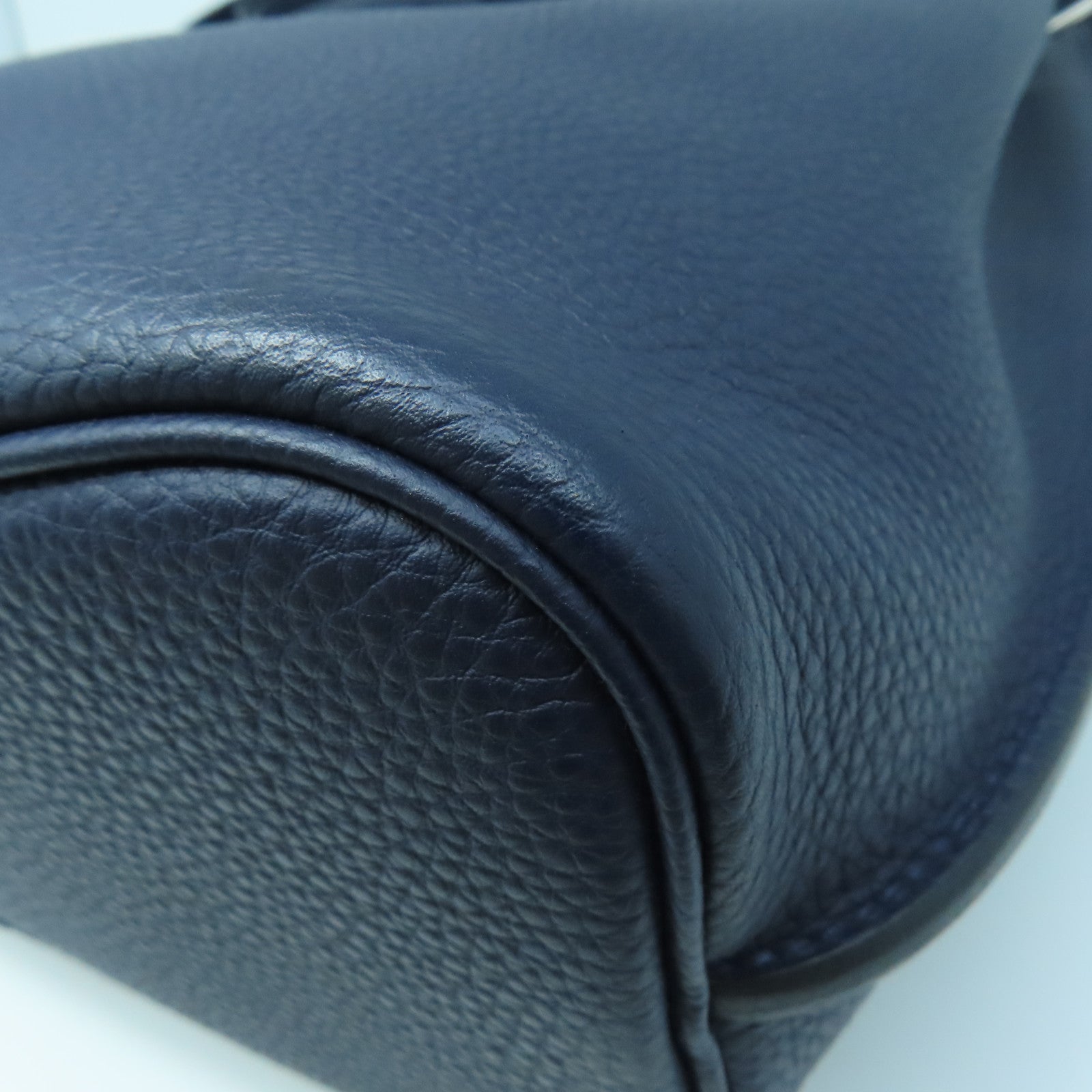 HERMES Clemence Leather So Kelly 22 Silver Buckle Shoulder Bag Indigo