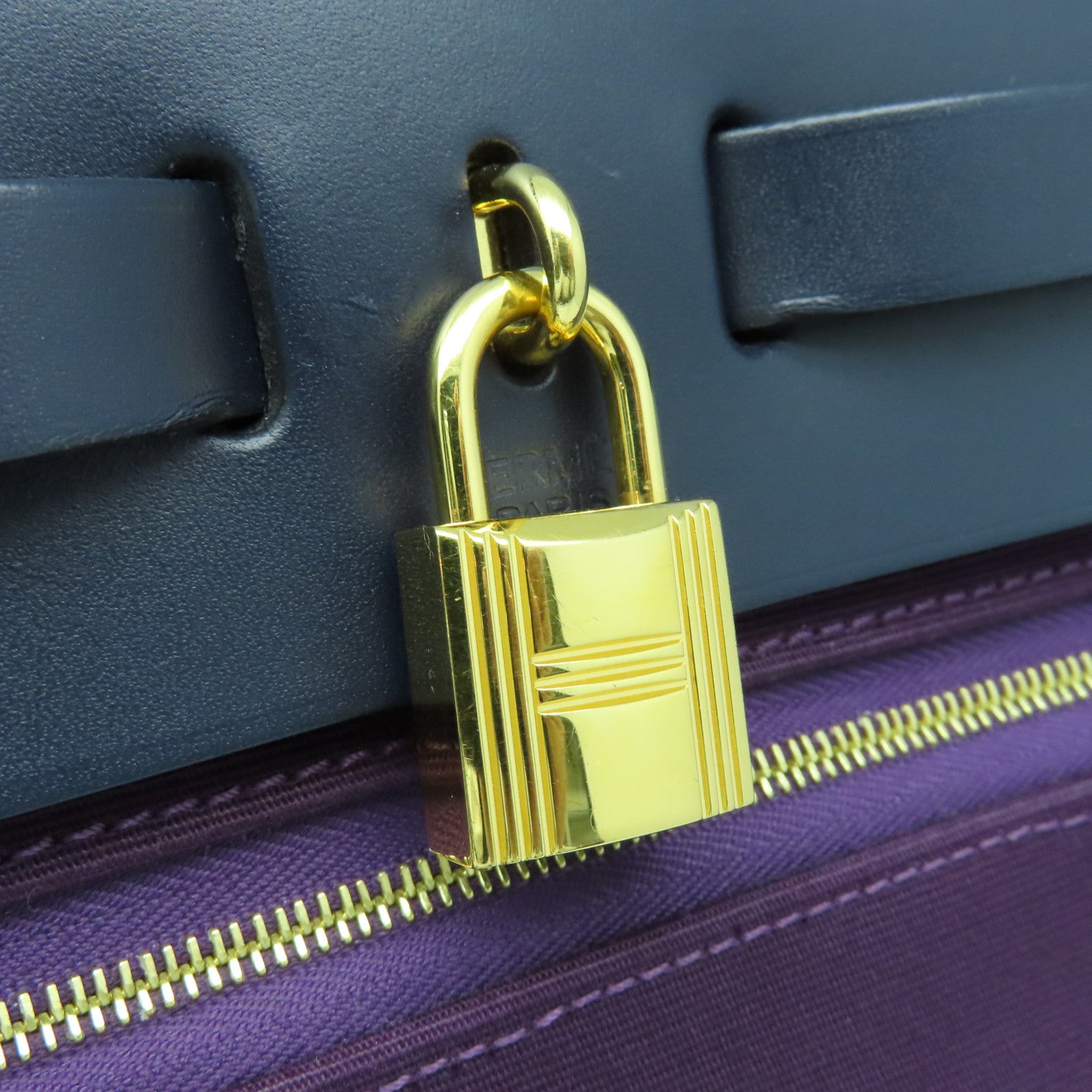 HERMES 帆布Herbag PM金扣手挽肩背两用袋Cassis紫色