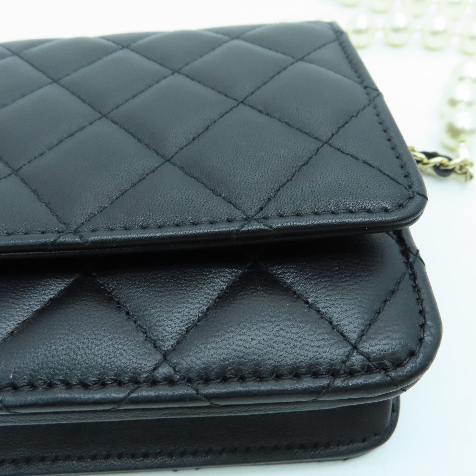 CHANEL 菱格羊皮皮革Chain Shoulder Bag金扣鏈帶肩背袋黑色