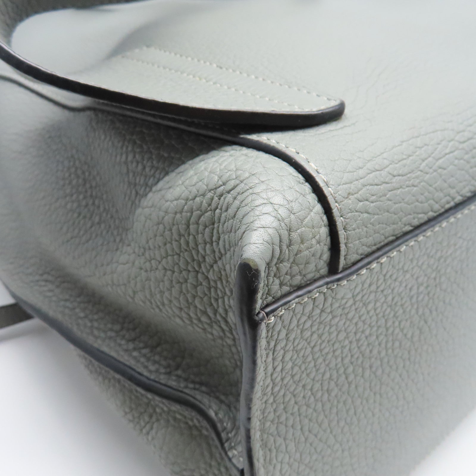 LOEWE 牛皮皮革Backpack銀扣背包灰色