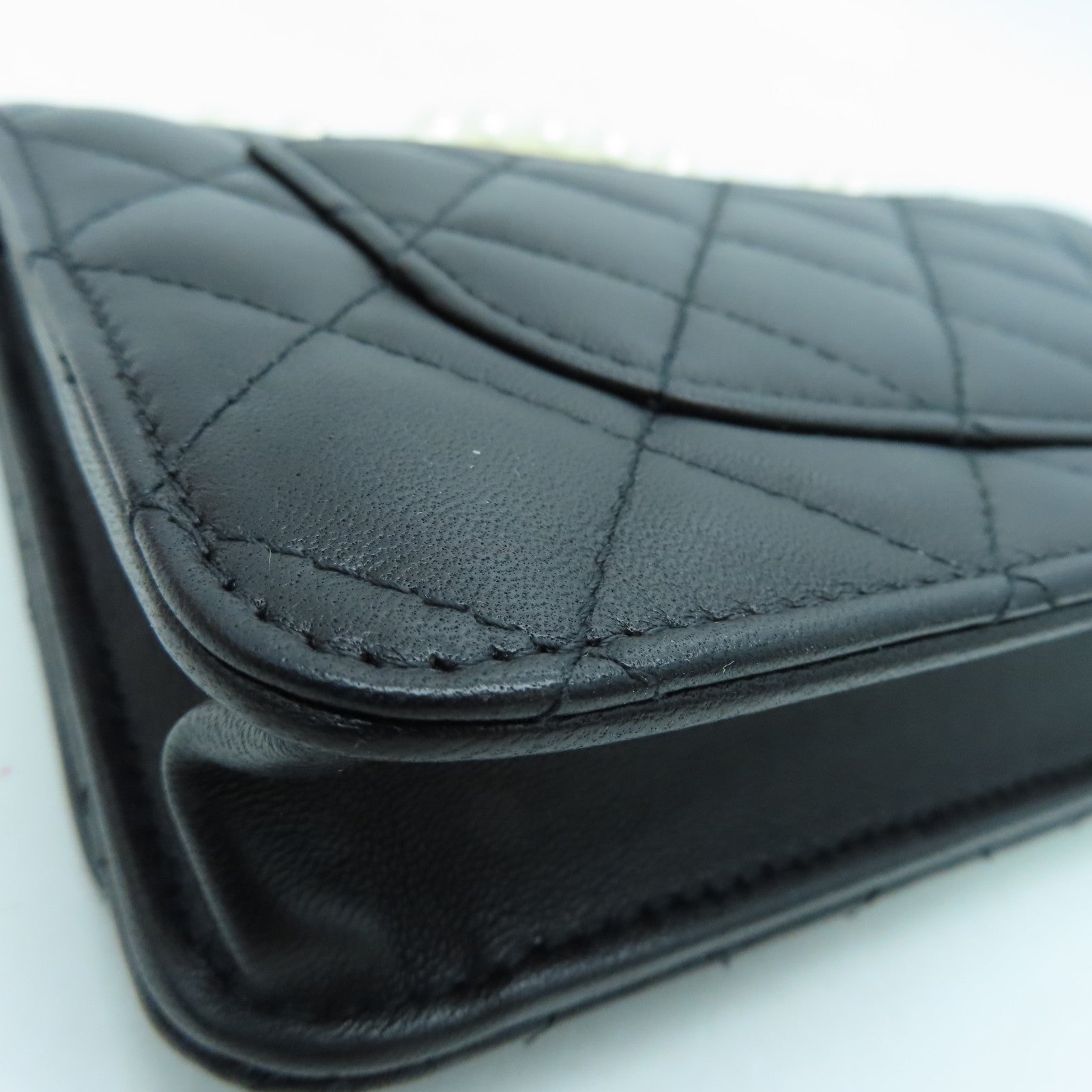 CHANEL 菱格羊皮皮革Chain Shoulder Bag金扣鏈帶肩背袋黑色