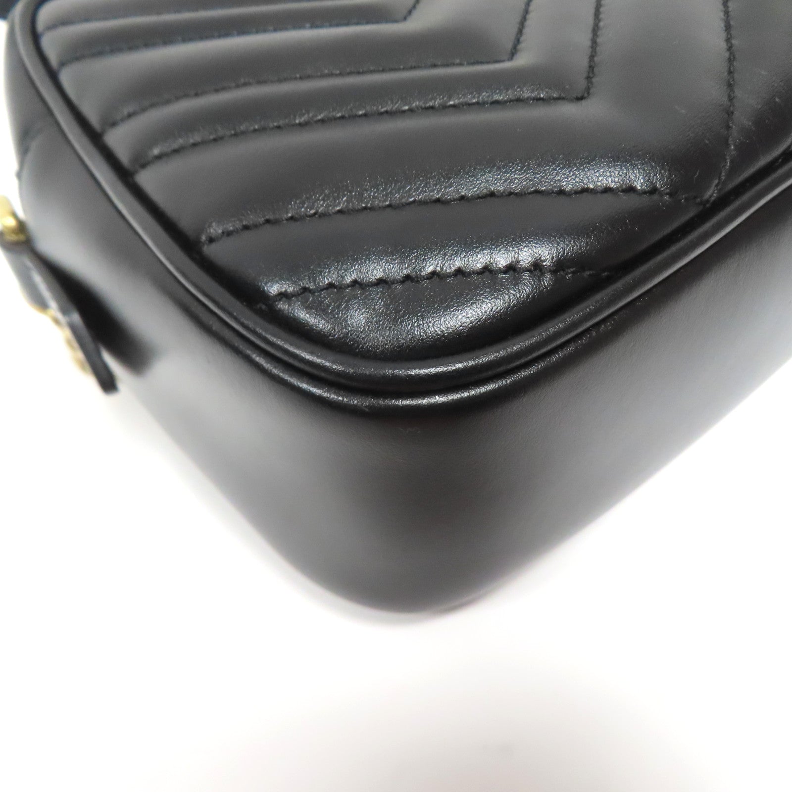 GUCCI 牛皮皮革GG Marmont金扣肩背袋黑色