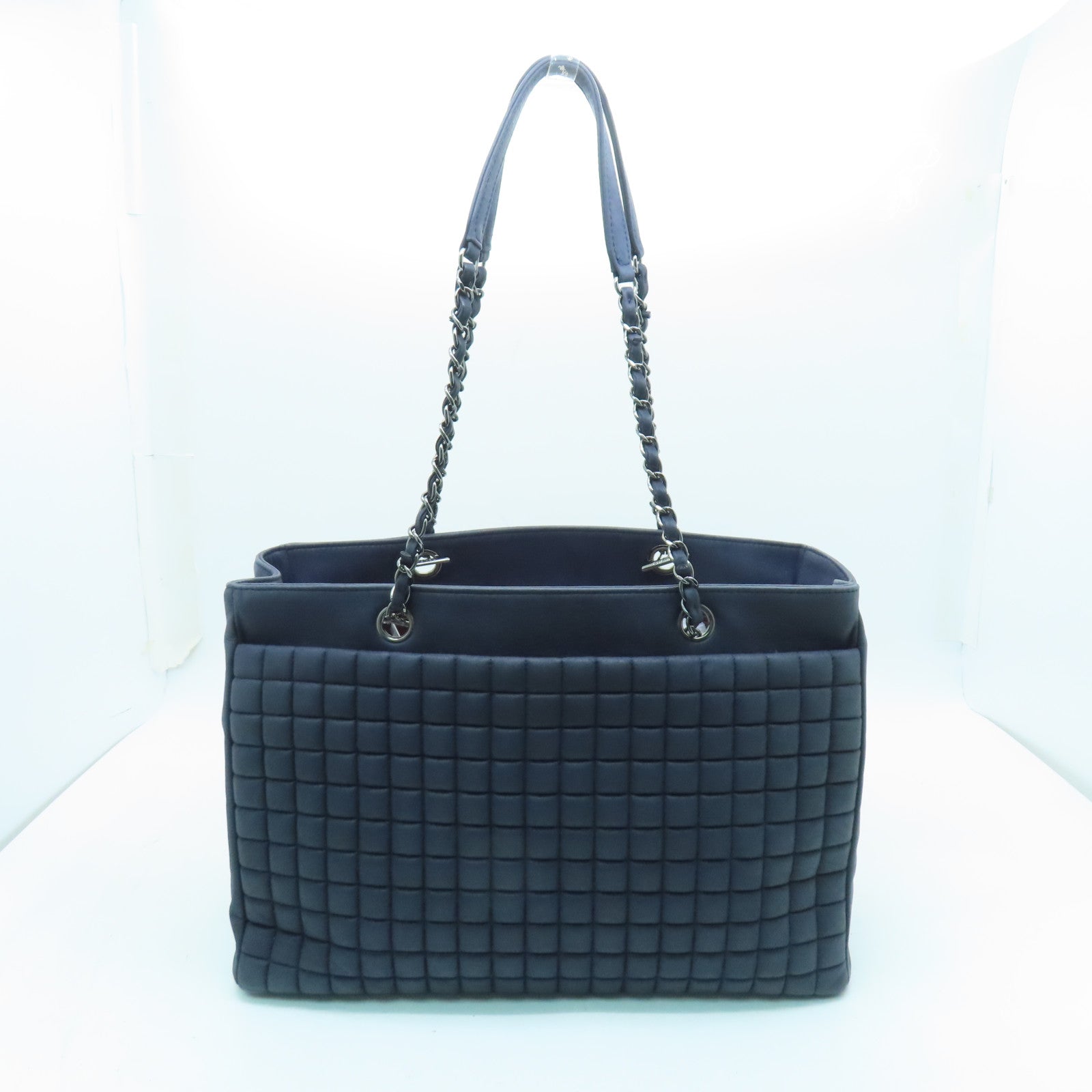 CHANEL 【激減優惠】牛皮皮革Chian Shoulder Bag銀扣鏈帶肩背袋深藍色