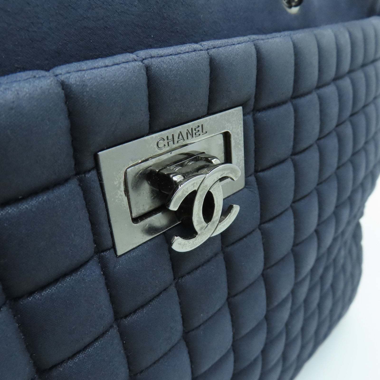 CHANEL 【激減優惠】牛皮皮革Chian Shoulder Bag銀扣鏈帶肩背袋深藍色