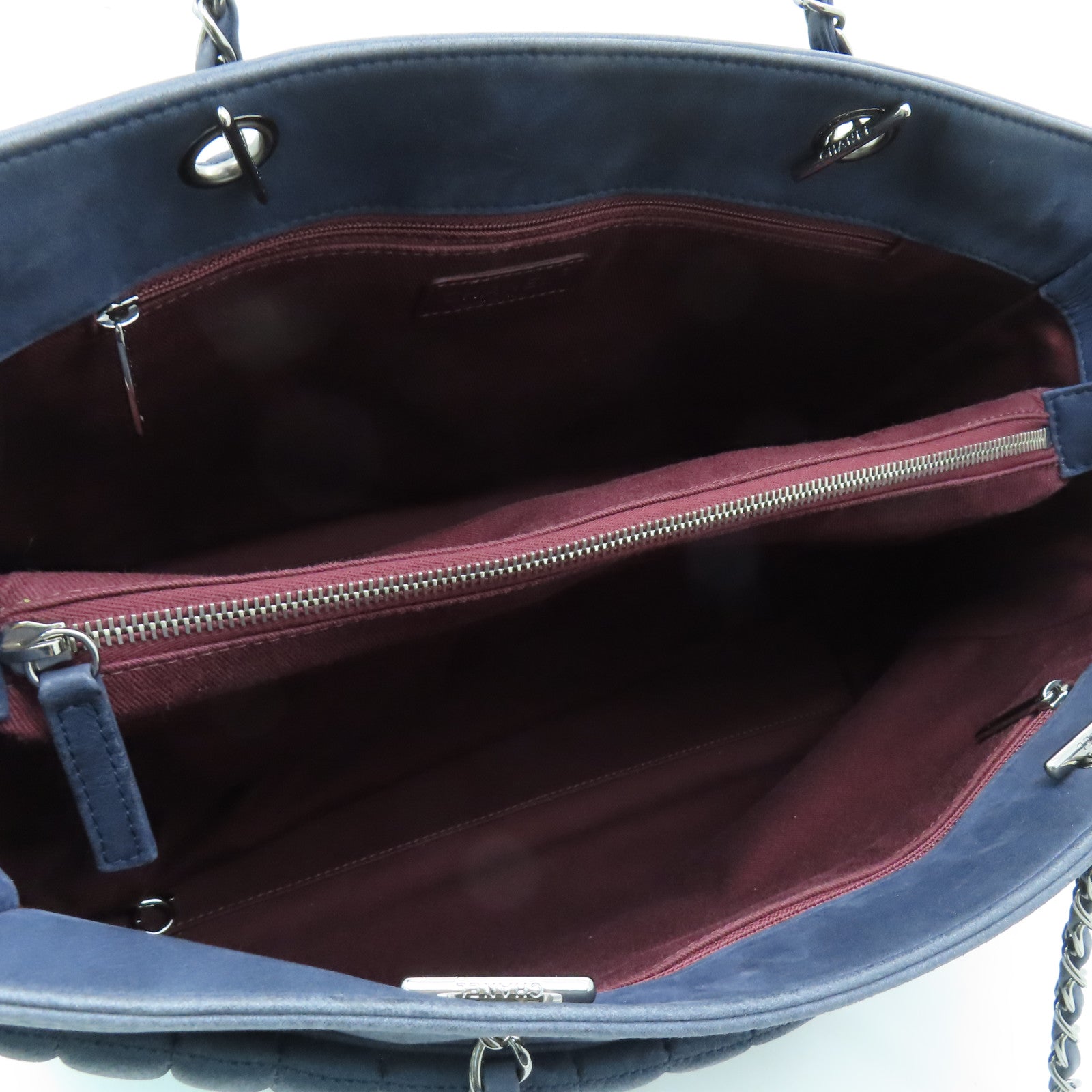 CHANEL 【激減優惠】牛皮皮革Chian Shoulder Bag銀扣鏈帶肩背袋深藍色