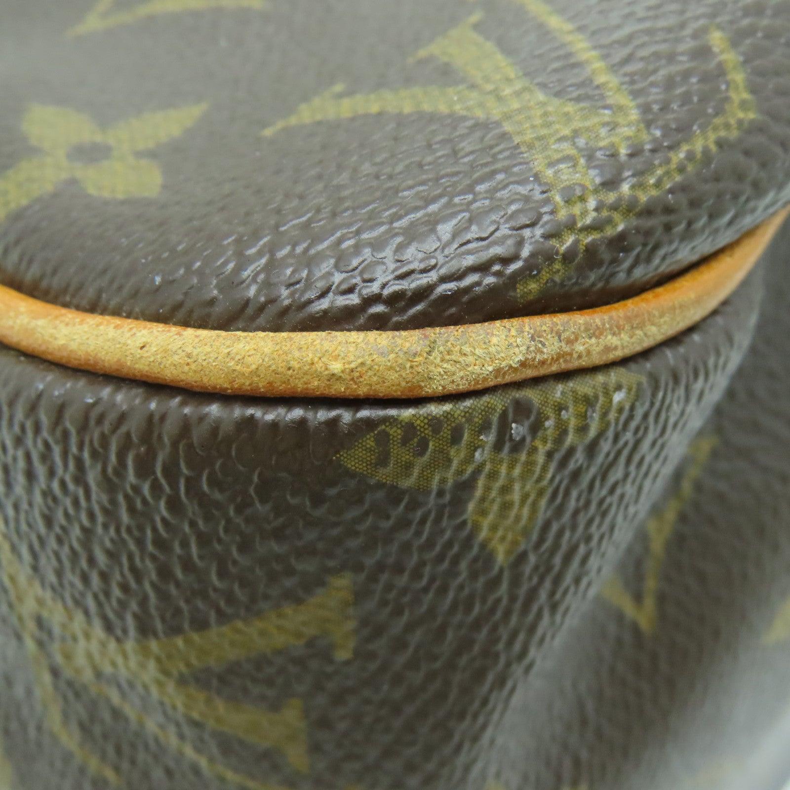 LOUIS VUITTON Monogram Batignolles Horizontal金扣肩背袋啡色