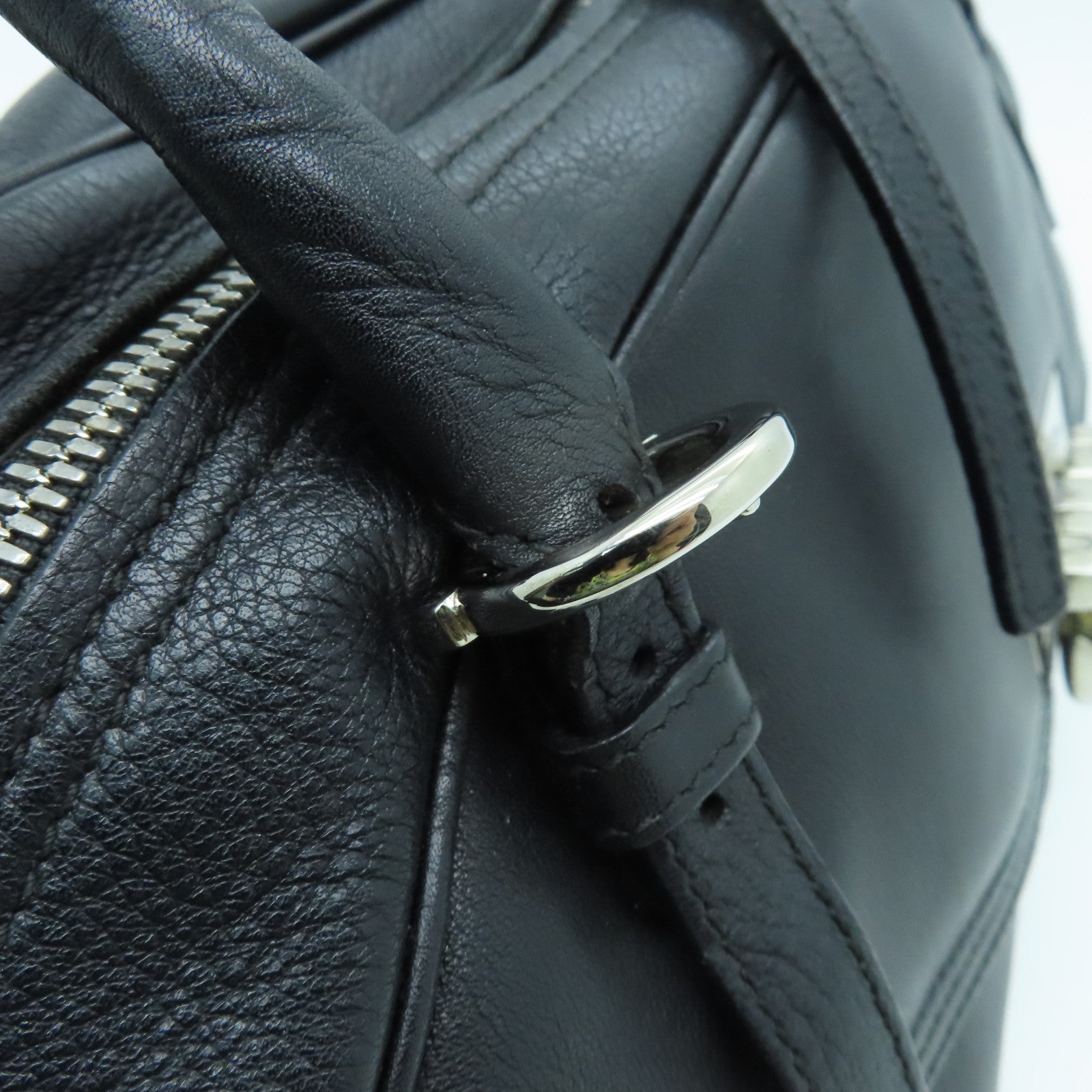 Salvatore Ferragamo Leather Handbag Silver Buckle Black