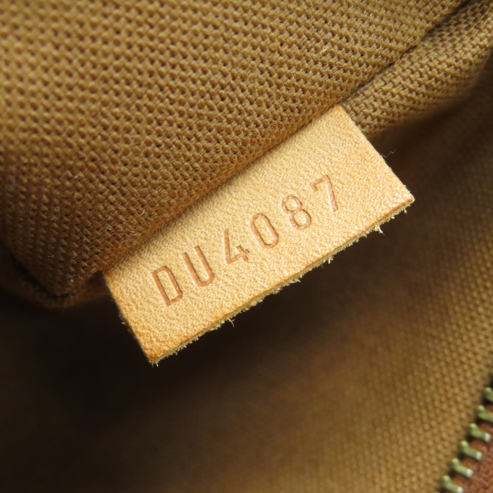 LOUIS VUITTON Monogram Batignolles Horizontal金扣肩背袋啡色