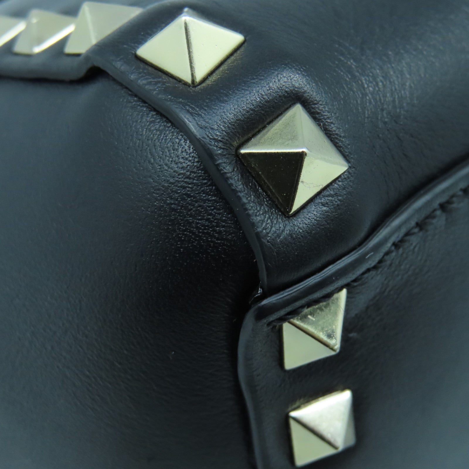 Valentino 牛皮皮革2way Shoulder Bag金扣手挽肩背兩用袋黑色