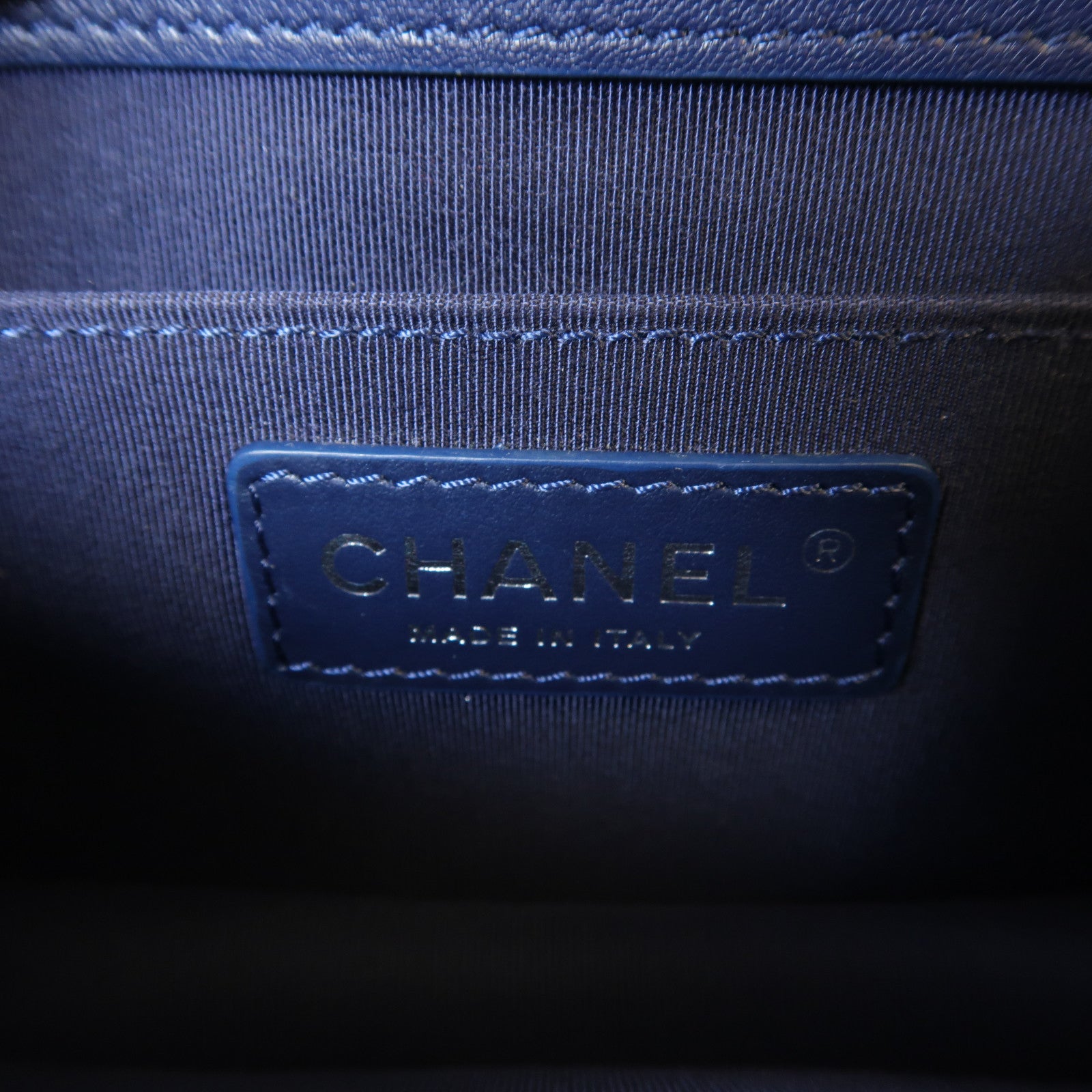 CHANEL 菱格牛皮皮革Chain Shoulder Bag銀扣鏈帶肩背袋深藍色