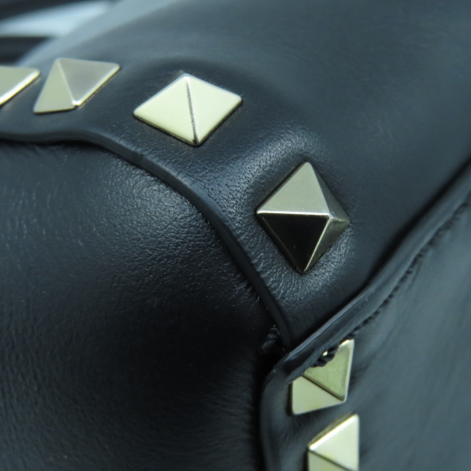 Valentino 牛皮皮革2way Shoulder Bag金扣手挽肩背兩用袋黑色