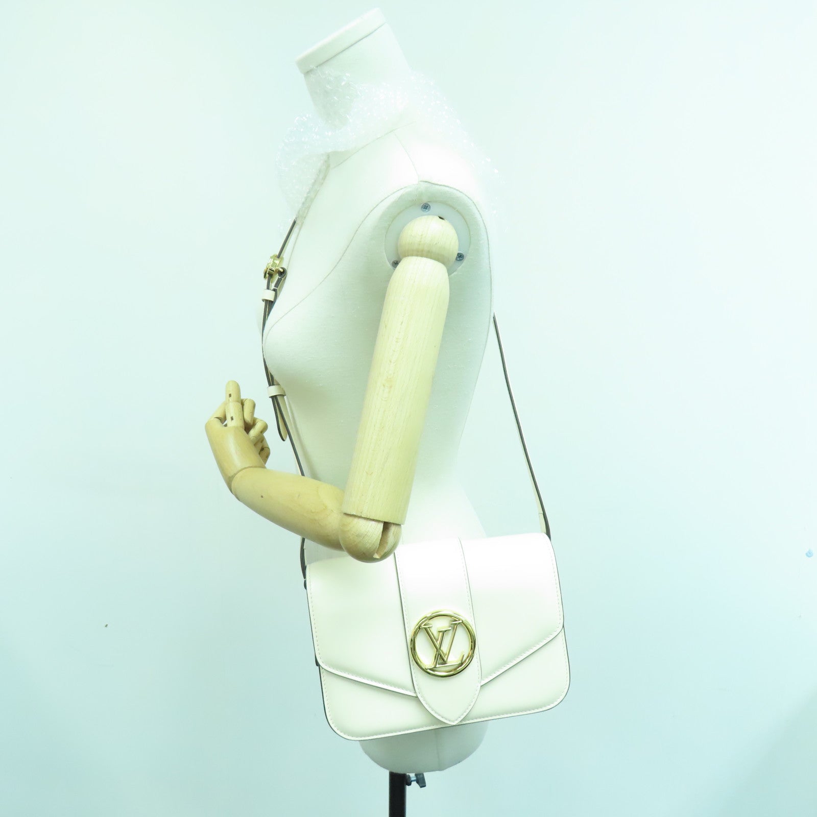 LOUIS VUITTON 牛皮皮革Pont 9 Soft PM金扣肩背袋白色