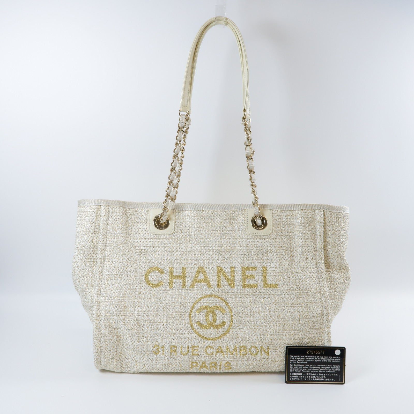 CHANEL 帆布Deauville Tote Bag金扣鏈帶肩背袋米色/金色