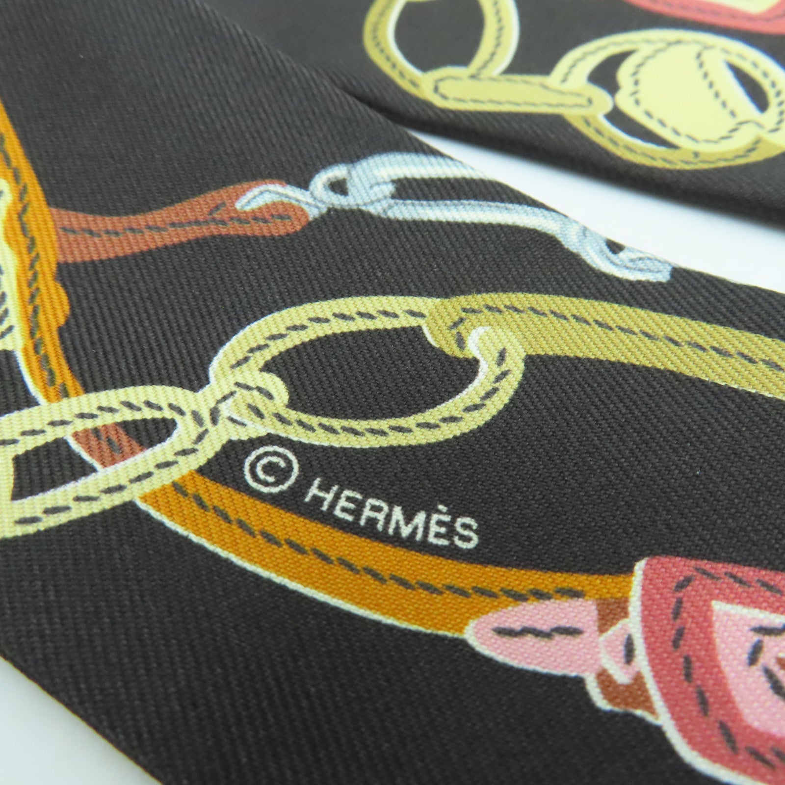 HERMES 絲質Twilly絲巾黑色彩色