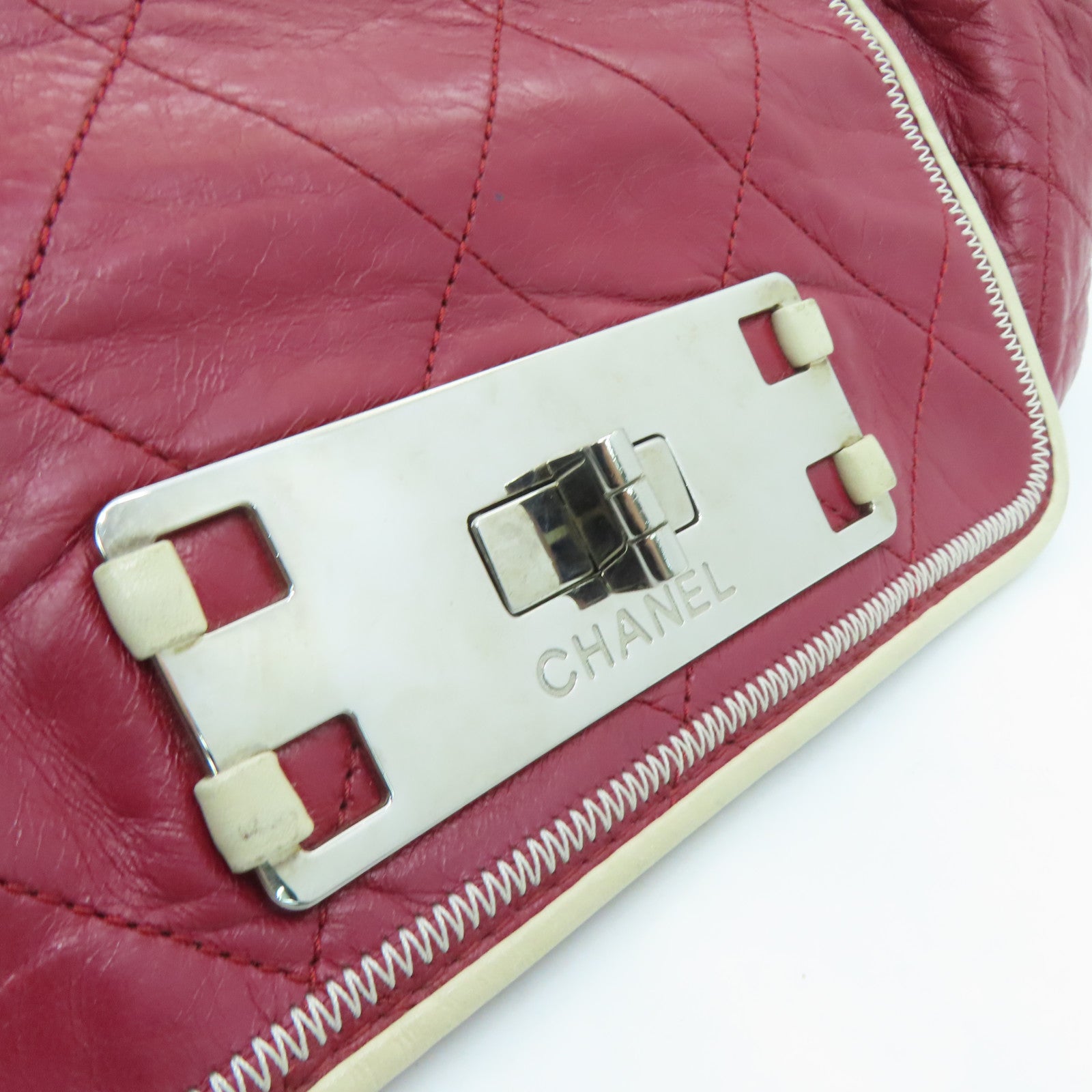 CHANEL 菱格牛皮皮革Chain Shoulder银扣肩背袋红色