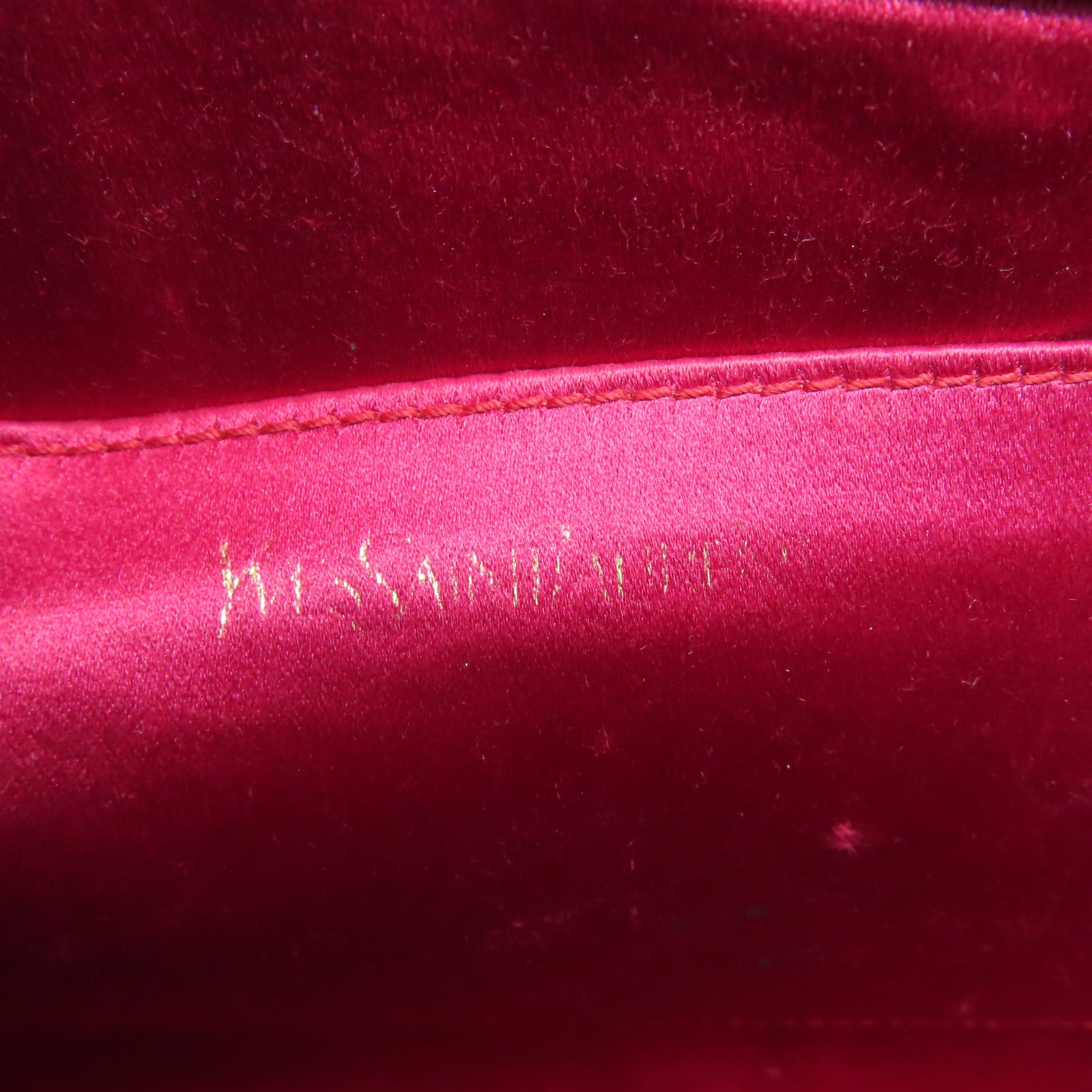 YVES SAINT LAURENT 漆皮皮革Clutch金扣手拿包紅色