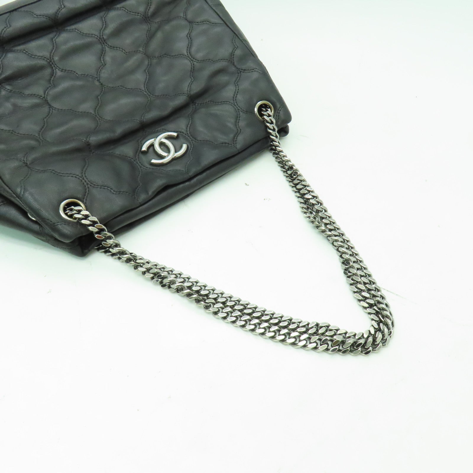 CHANEL 【激減優惠】菱格牛皮皮革Chain Shoulder銀扣鏈帶肩背袋黑色