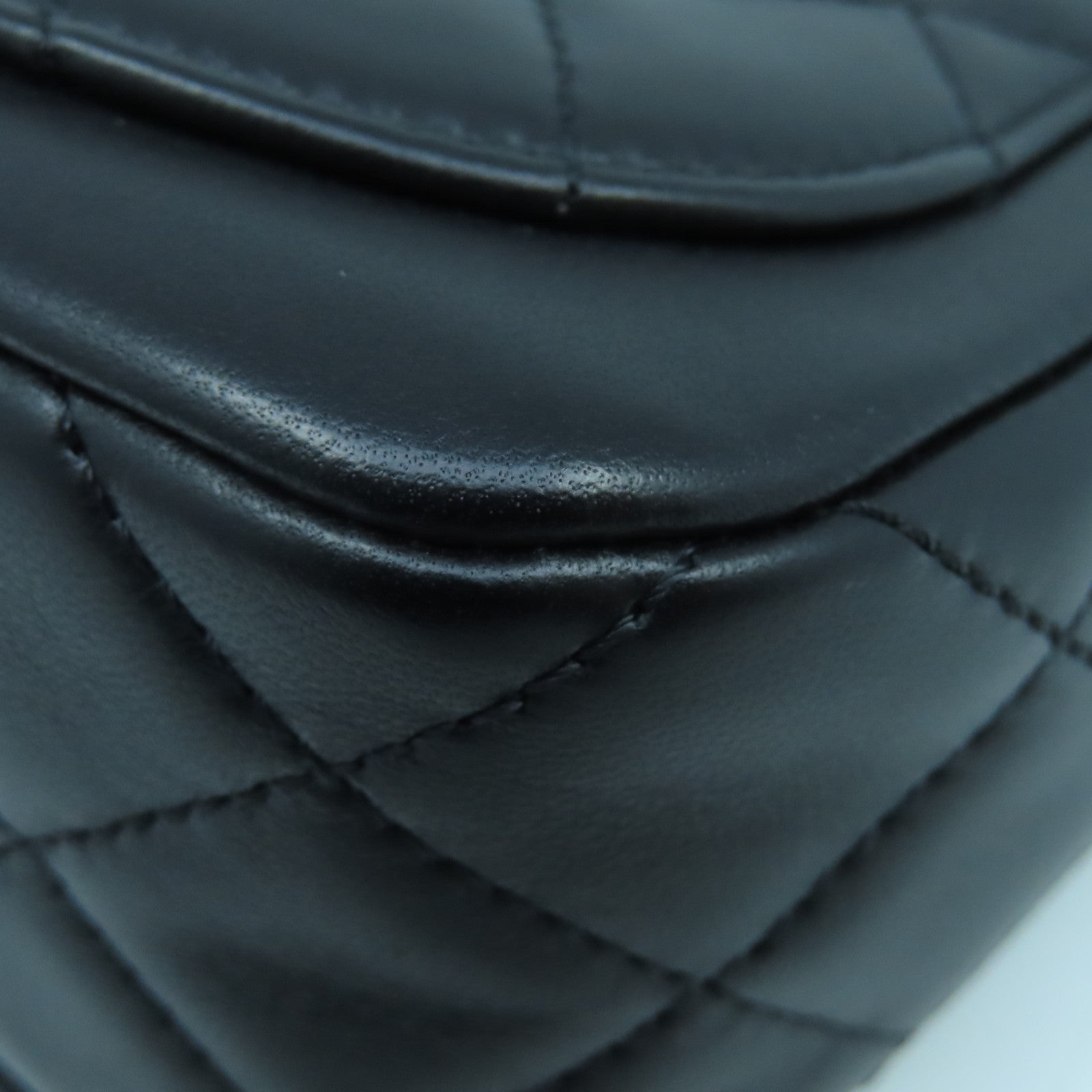 CHANEL 牛皮皮革Chain Shoulder Bag金扣鏈帶肩背袋黑色