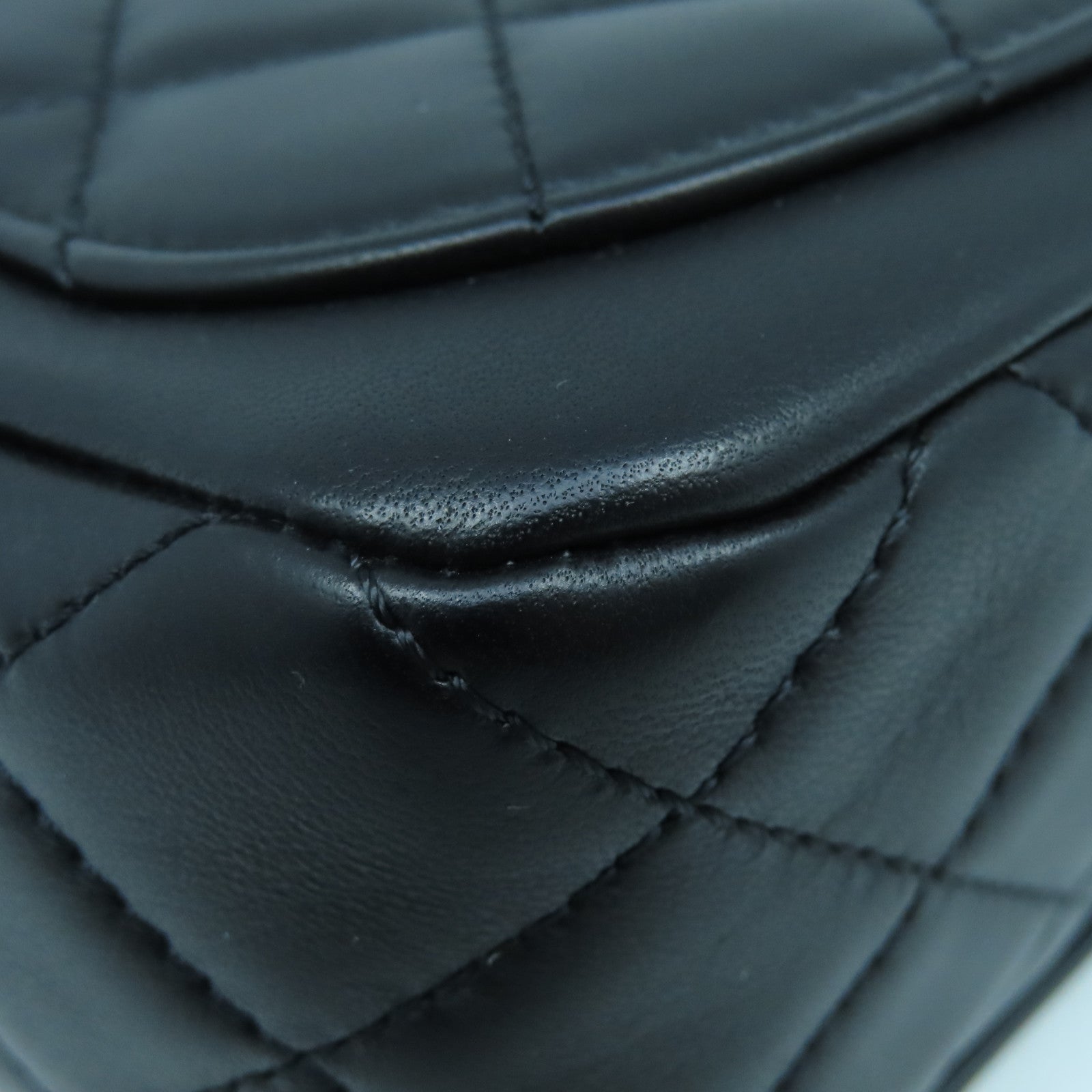 CHANEL 牛皮皮革Chain Shoulder Bag金扣鏈帶肩背袋黑色