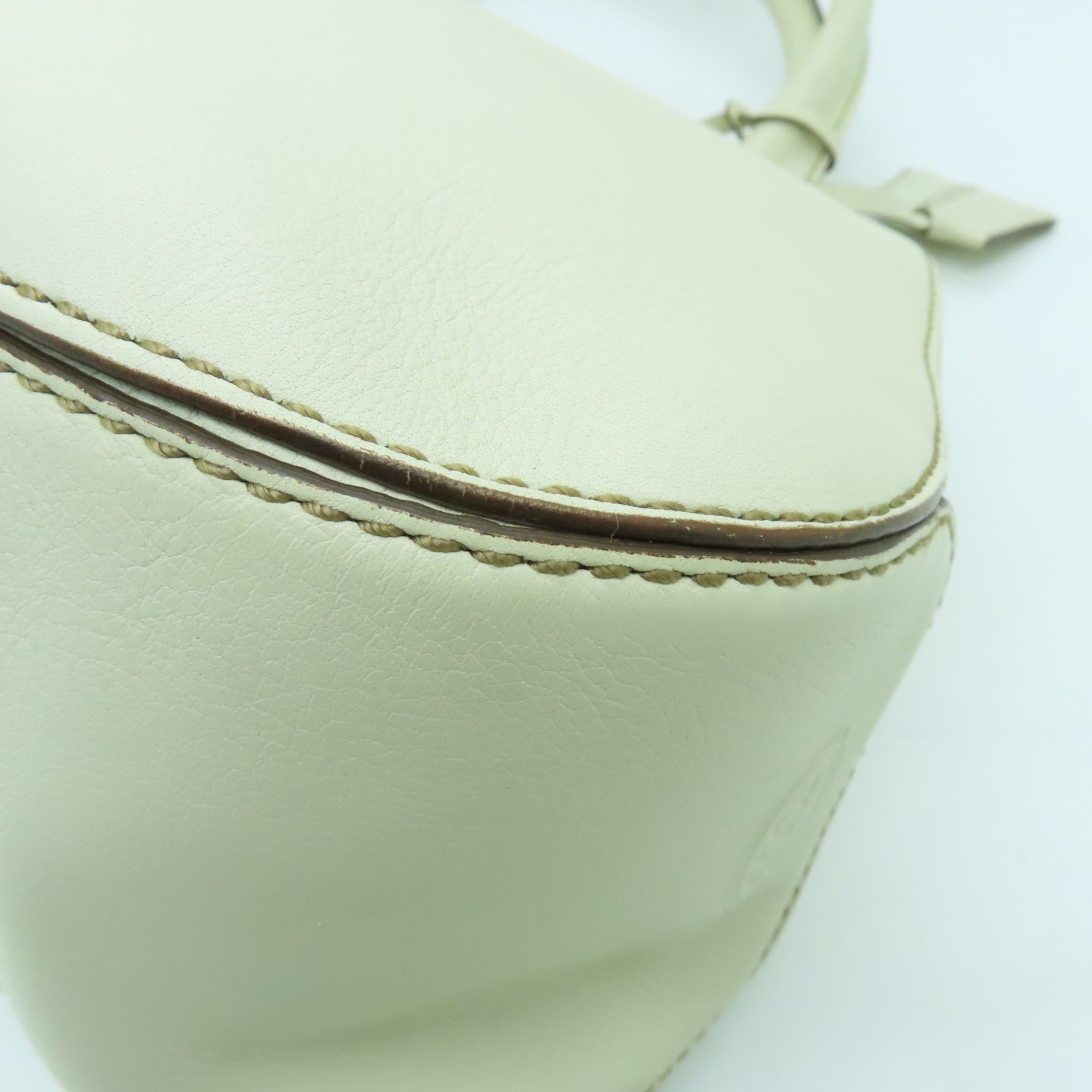 TOD'S cowhide leather Shoulder Bag silver buckle shoulder bag white