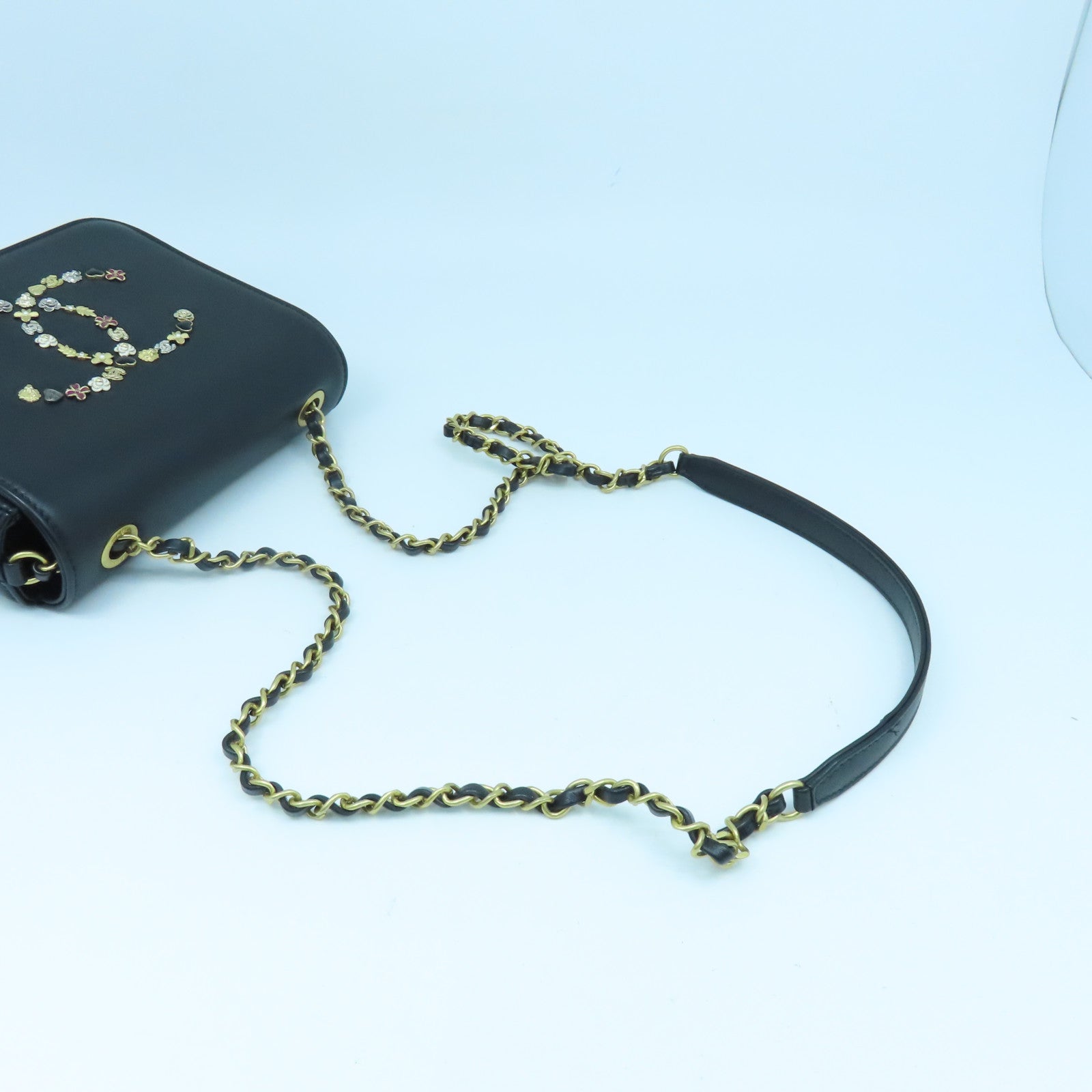 CHANEL 牛皮皮革Chain Shoulder Bag金扣鏈帶肩背袋黑色