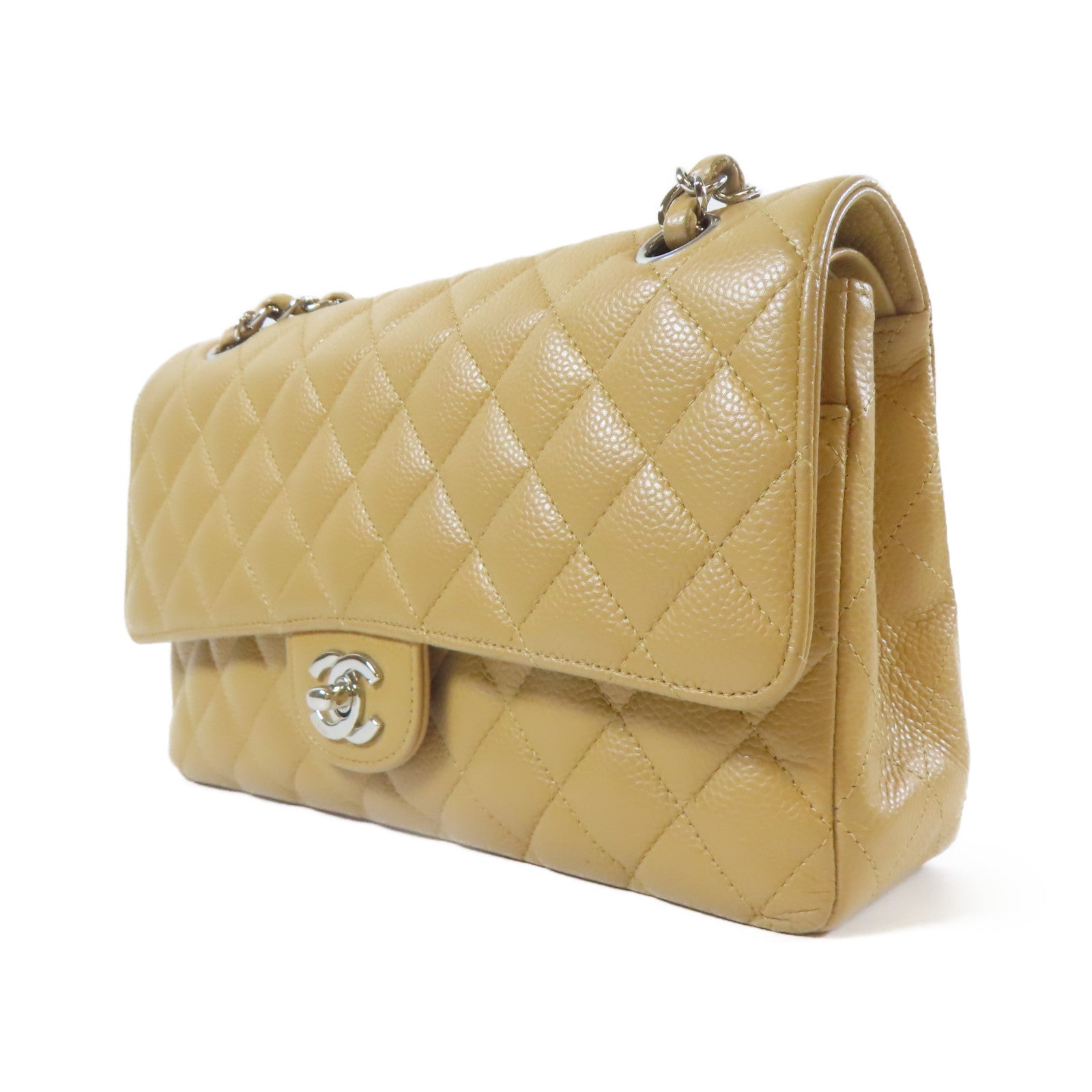 CHANEL 菱格Caviar皮革Classic Flap銀扣鏈帶肩背袋卡其色