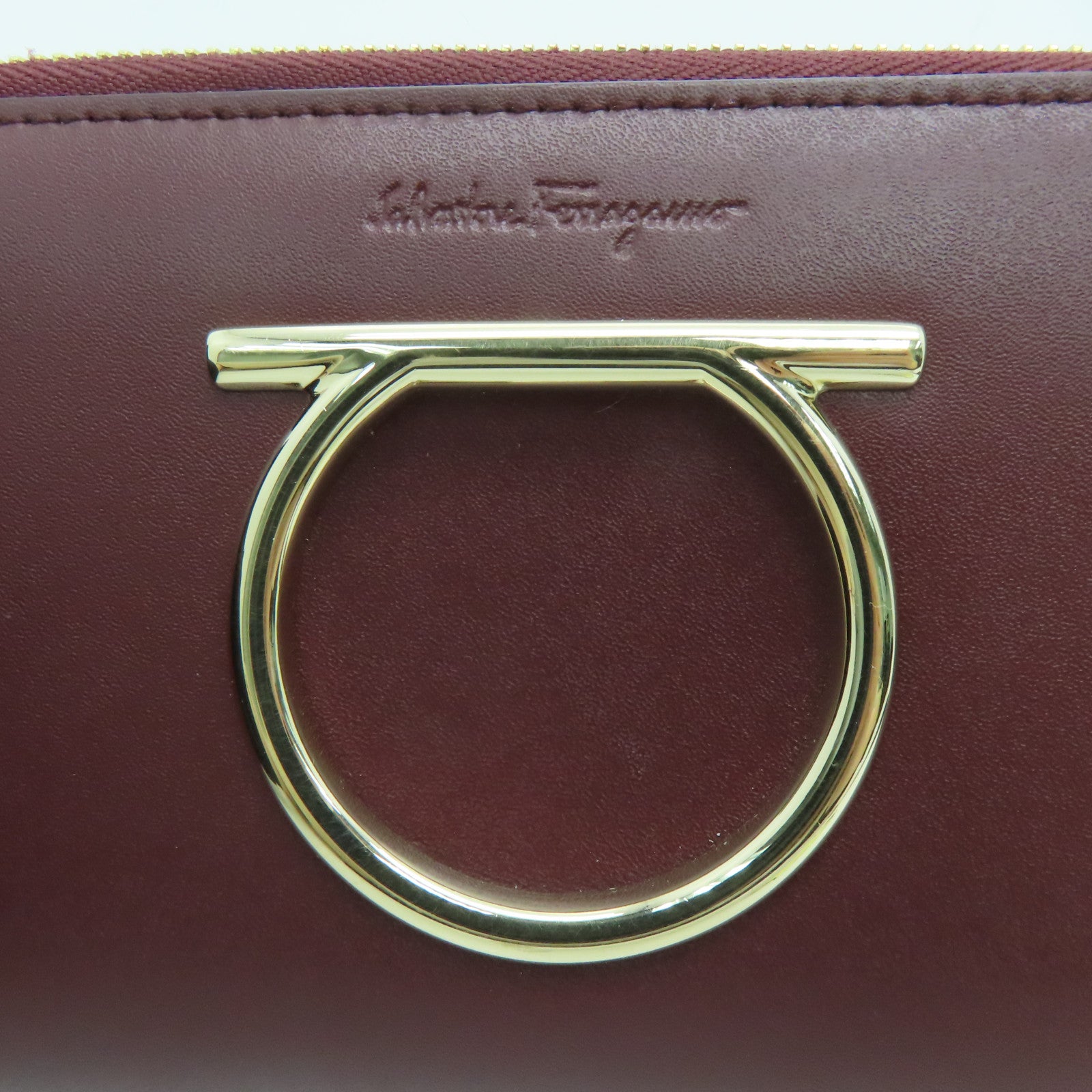 Salvatore Ferragamo 牛皮皮革Long Wallet金扣长钱包红色
