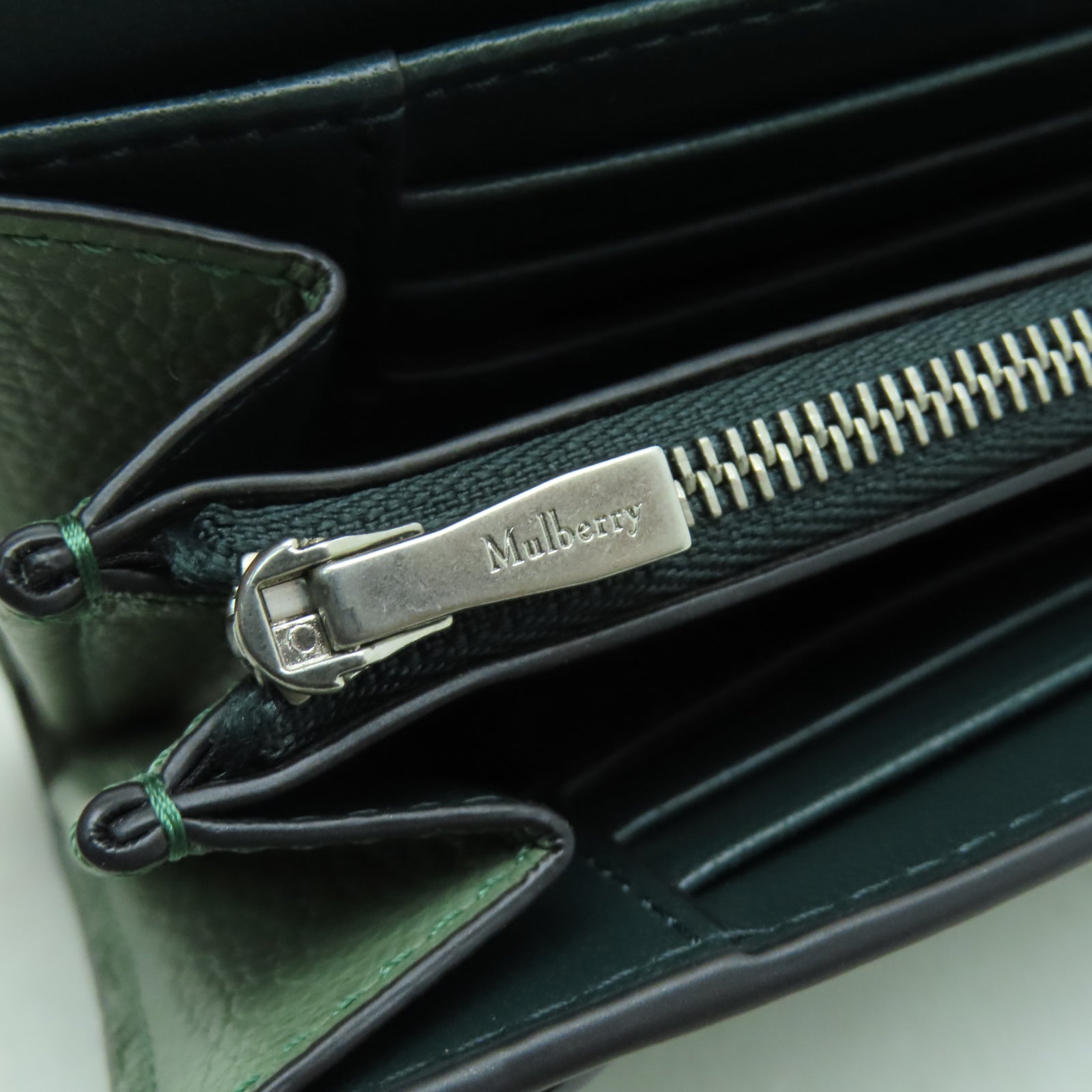 MULBERRY 牛皮皮革Medium Darley Wallet銀扣錢包綠色