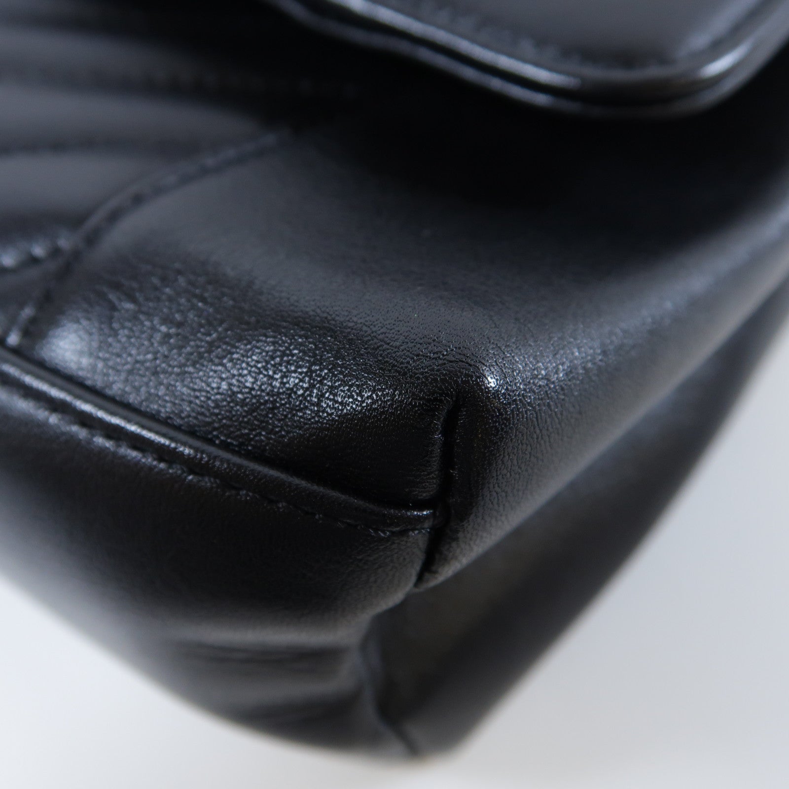 CHANEL 斜紋牛皮皮革Chain Shoulder Bag金扣鏈帶肩背袋黑色