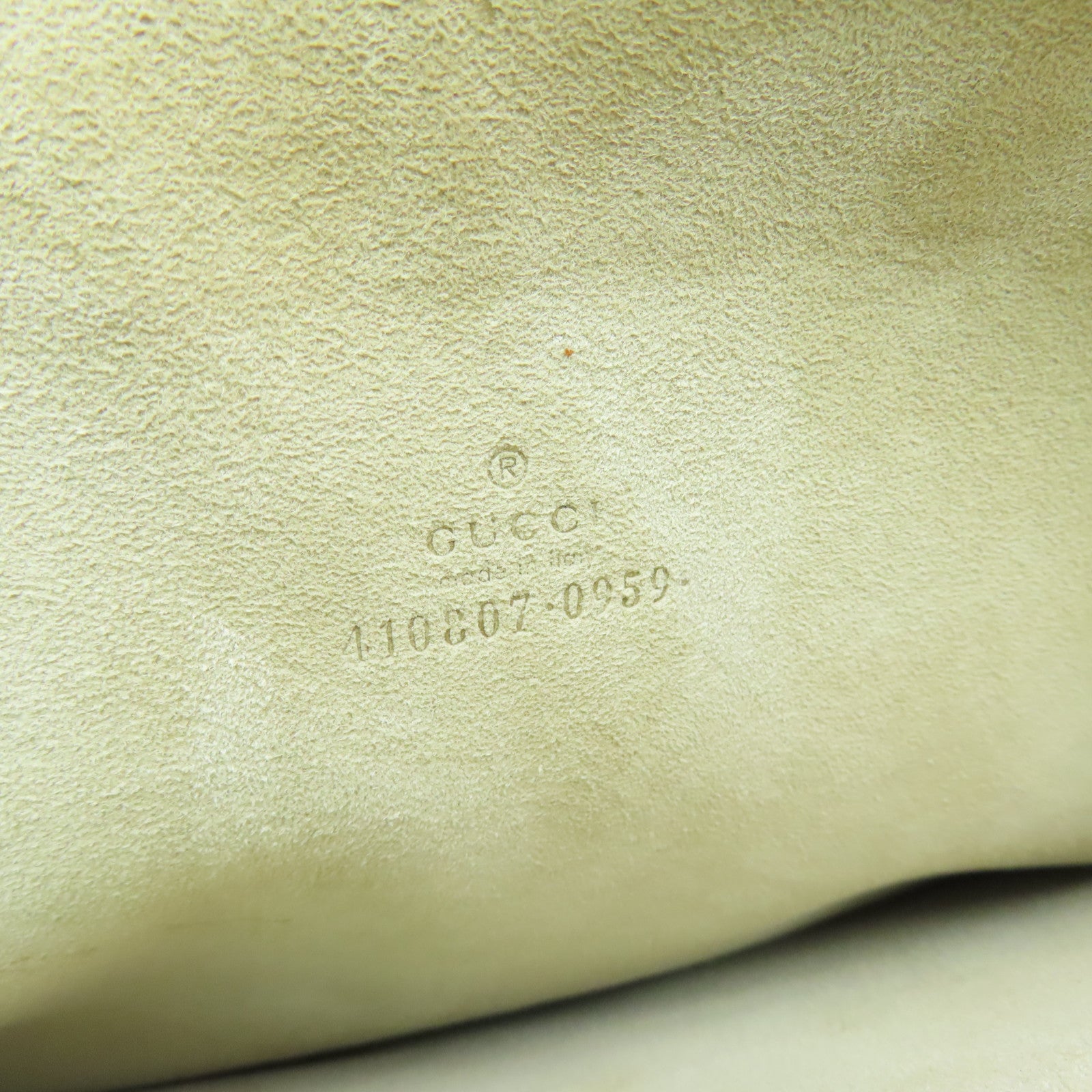 GUCCI 塗層皮革Clutch Bag銀扣手拿包紅色/多色