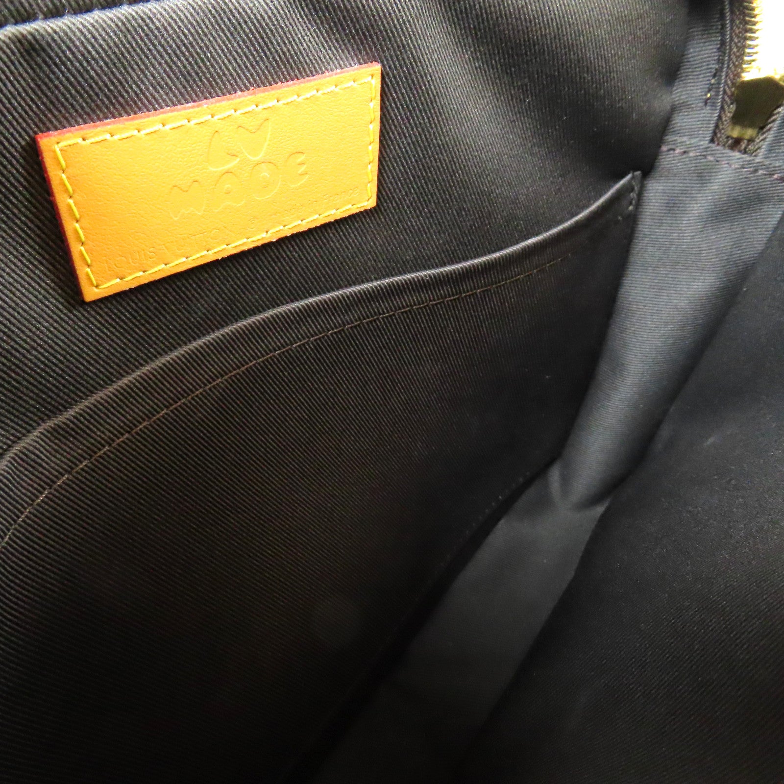LOUIS VUITTON Monogram Nigo Trio Messenger金扣肩背袋啡色