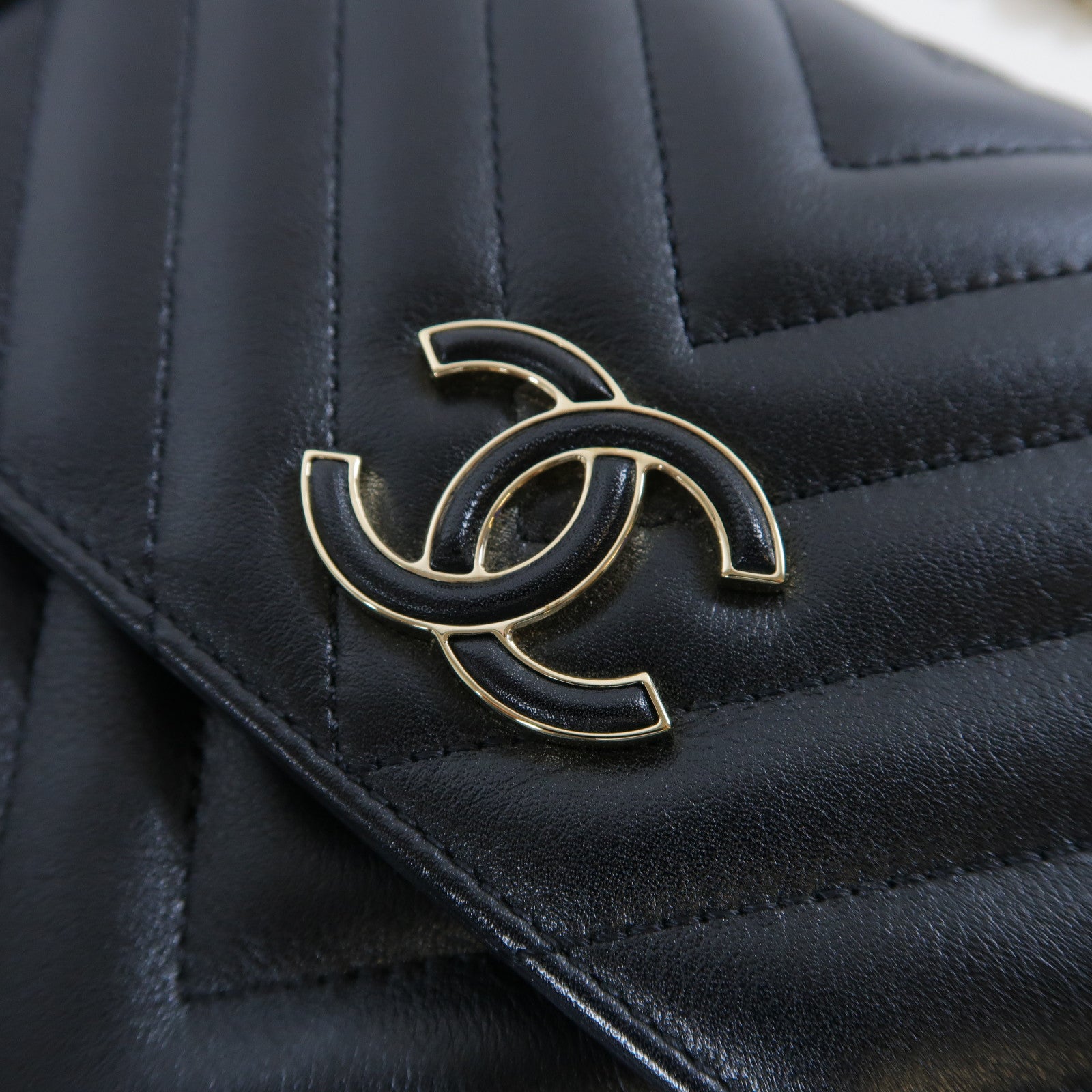 CHANEL 斜紋牛皮皮革Chain Shoulder Bag金扣鏈帶肩背袋黑色