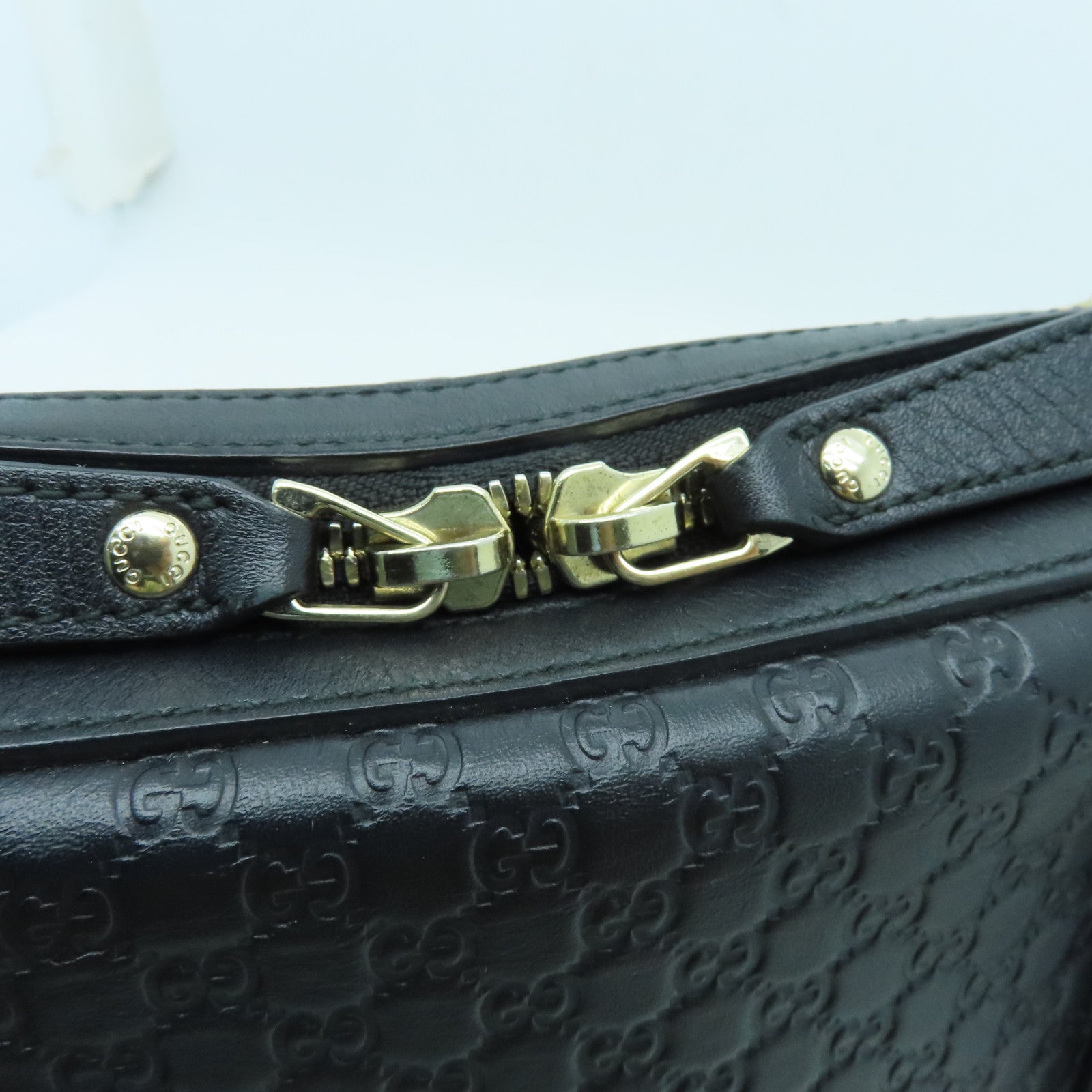 GUCCI cowhide leather 2 Way Shoulder gold buckle handle shoulder bag black