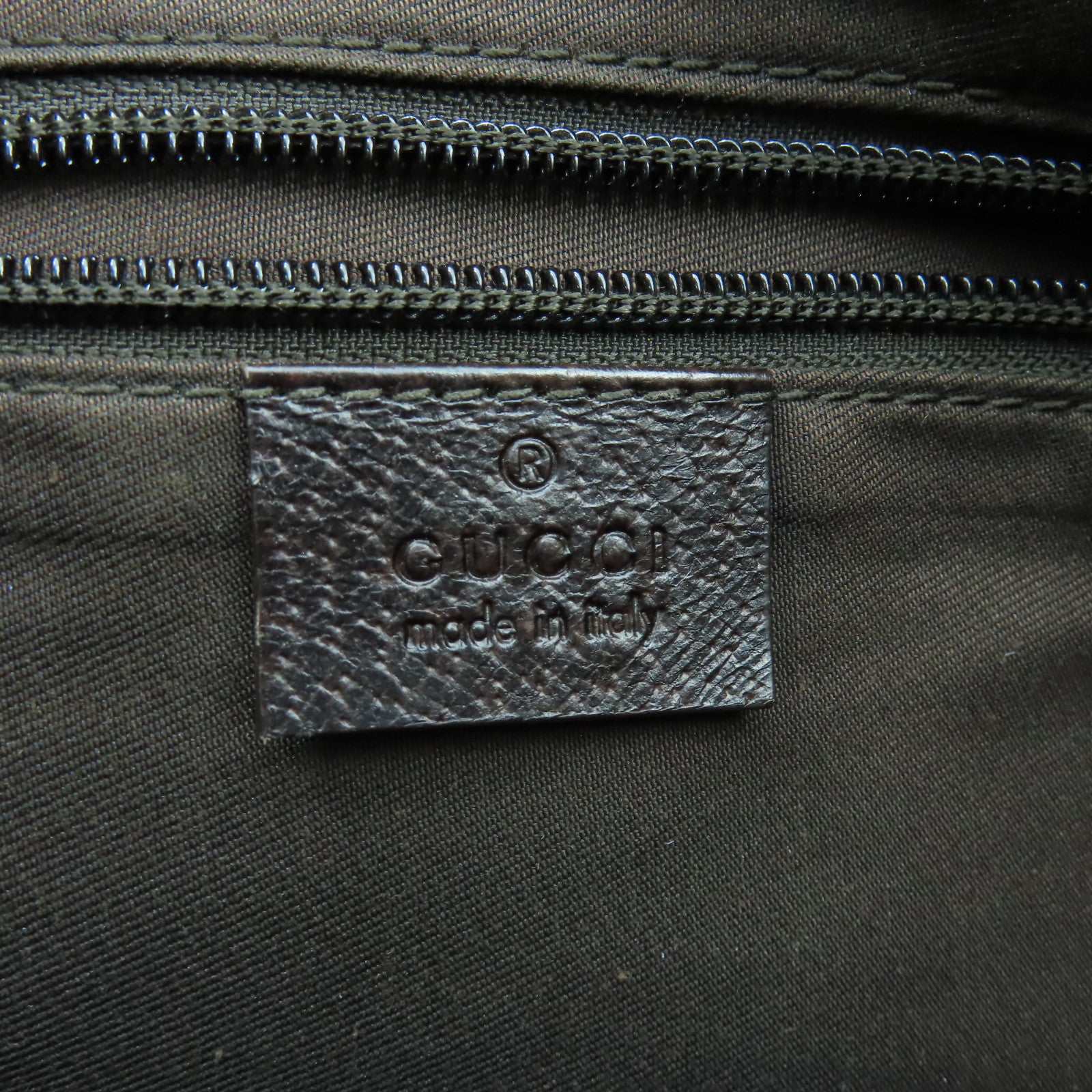 GUCCI 帆布GG Canvas Shoulder Bag銀扣肩背袋啡色