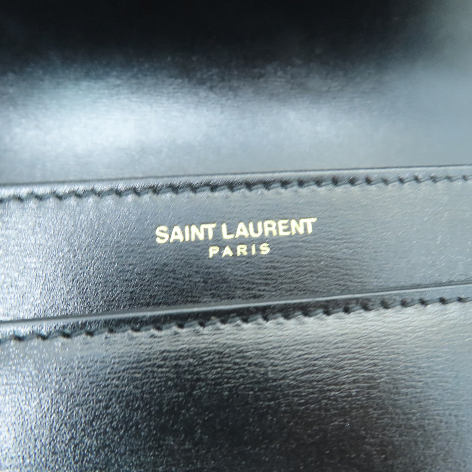 YVES SAINT LAURENT 牛皮皮革Shoulder Bag金扣肩背袋黑色
