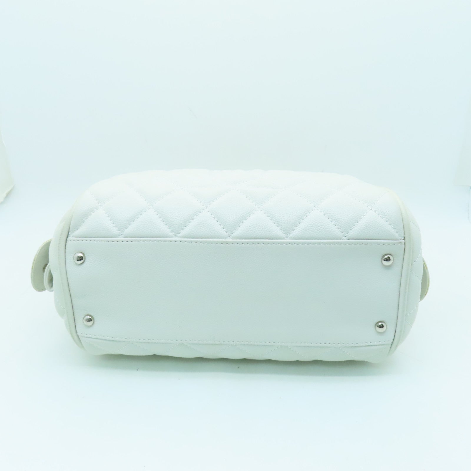 CHANEL 【激減優惠】菱格Caviar皮革Shoulder Bag銀扣肩背袋白色